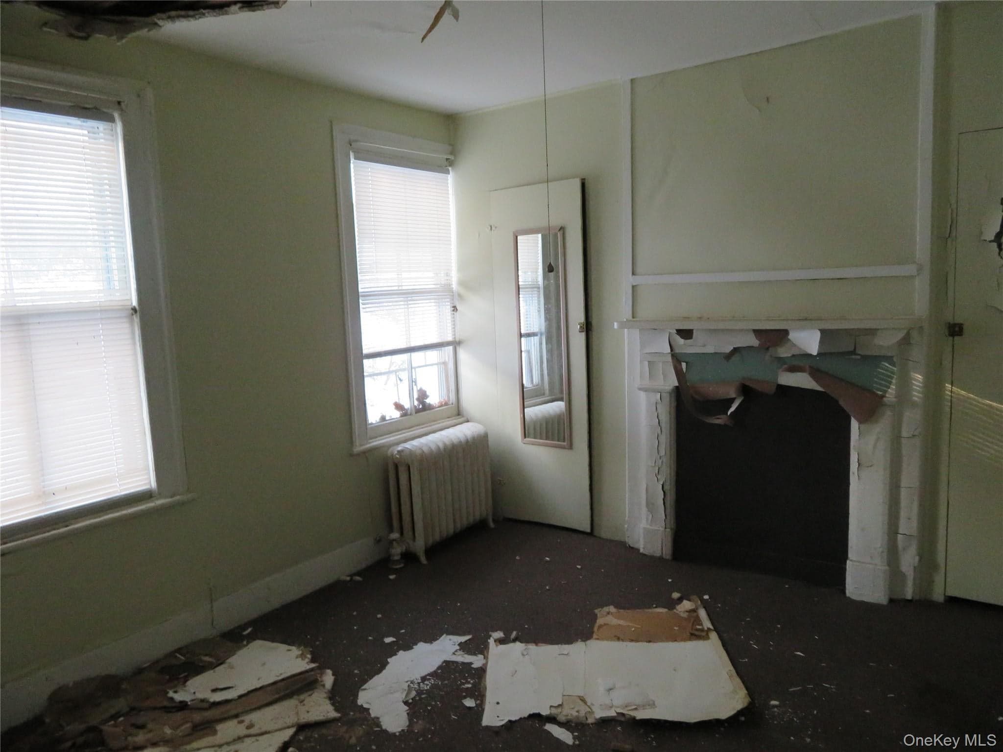 125 Hudson Terrace thumbnail 11