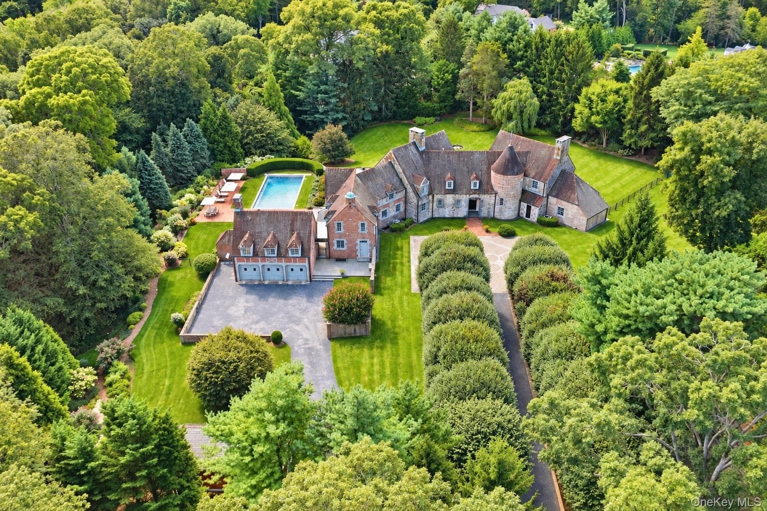 3 White Hill Road photo 1