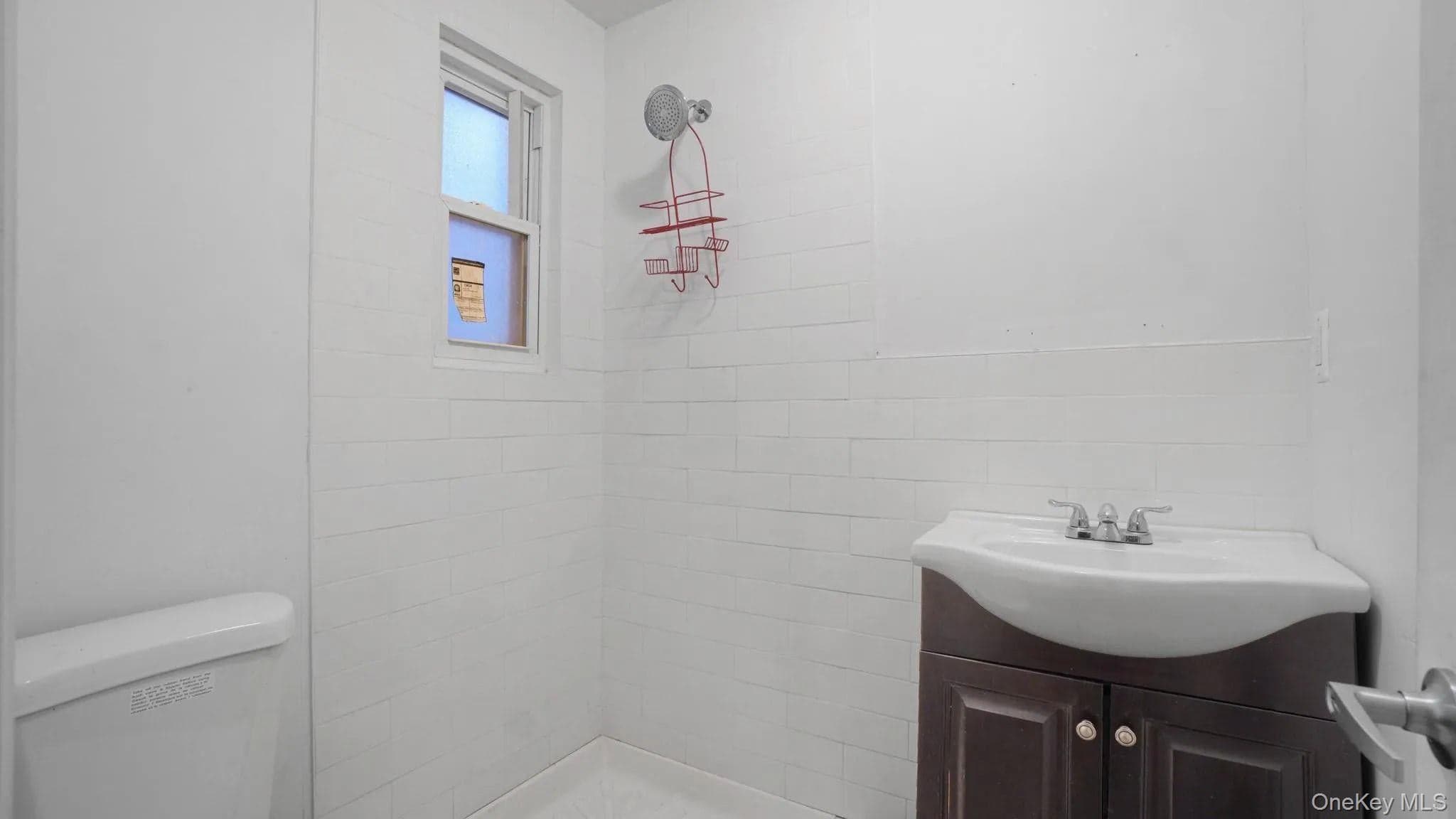 1823 Anthony Avenue thumbnail 20