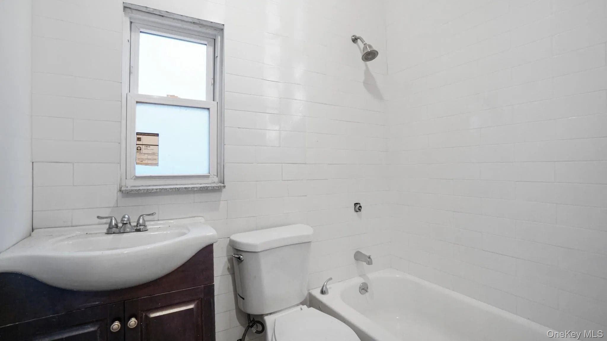 1823 Anthony Avenue thumbnail 21