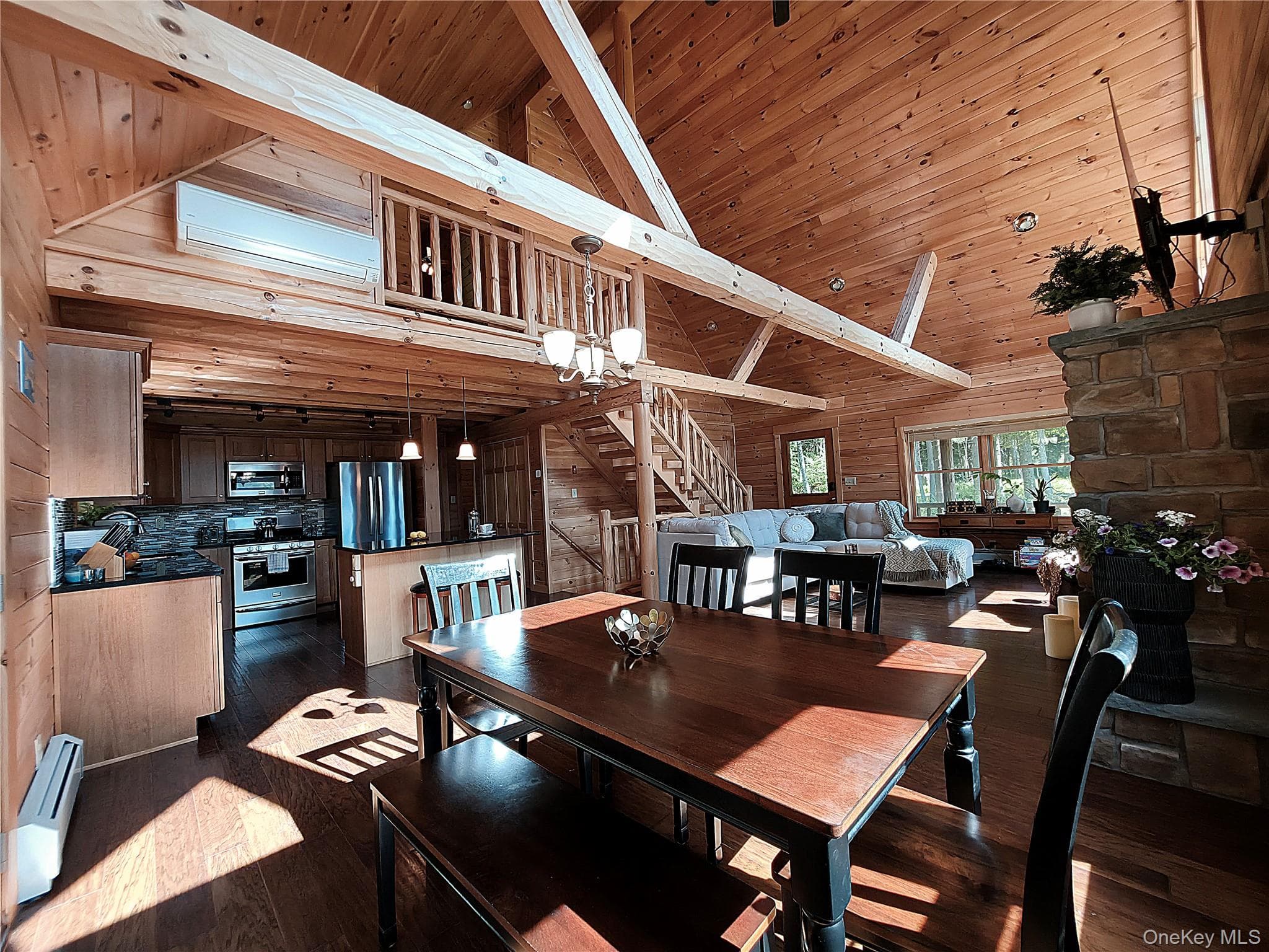 108 Eagles Ridge Way thumbnail 8