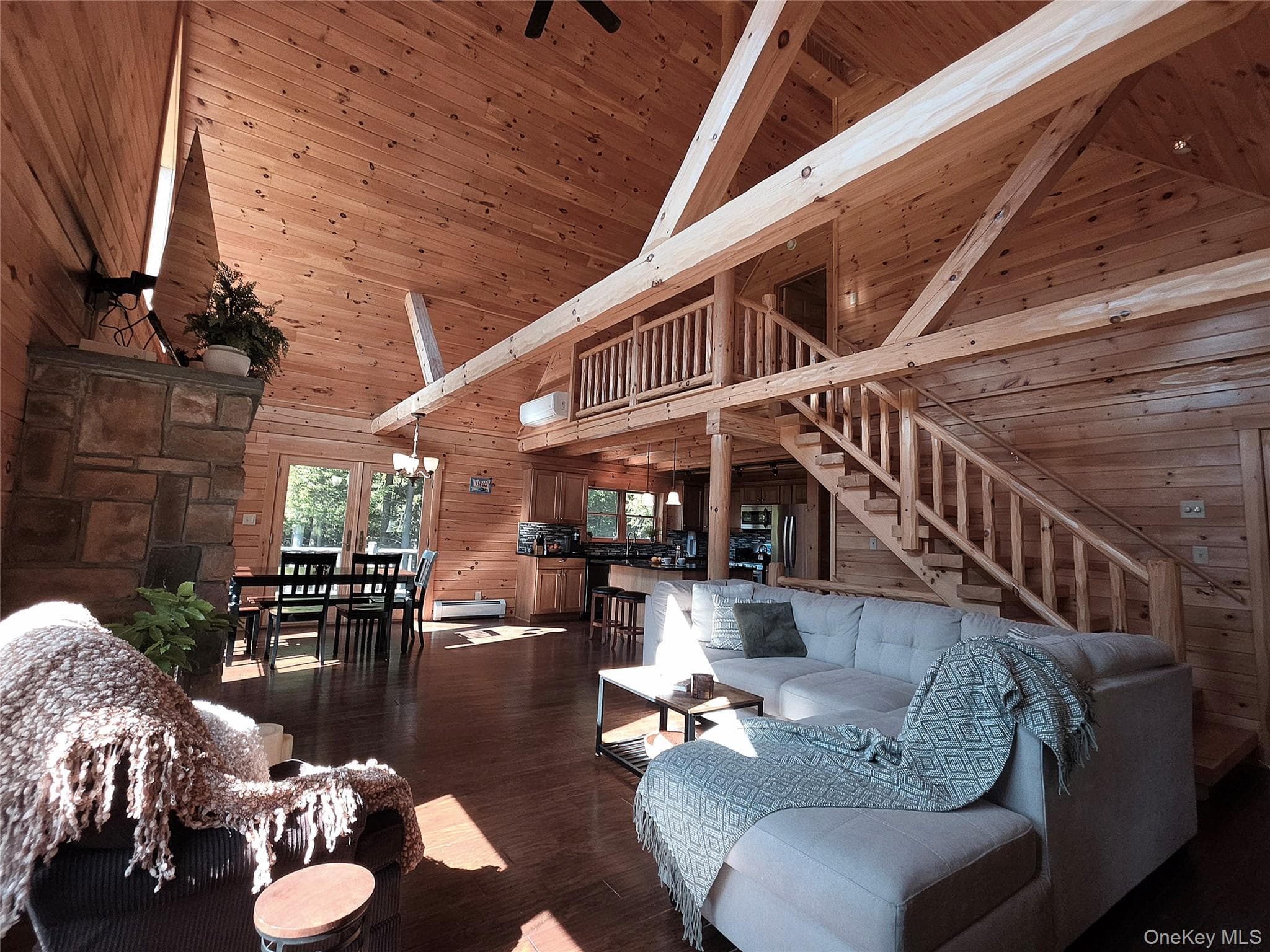 108 Eagles Ridge Way thumbnail 4