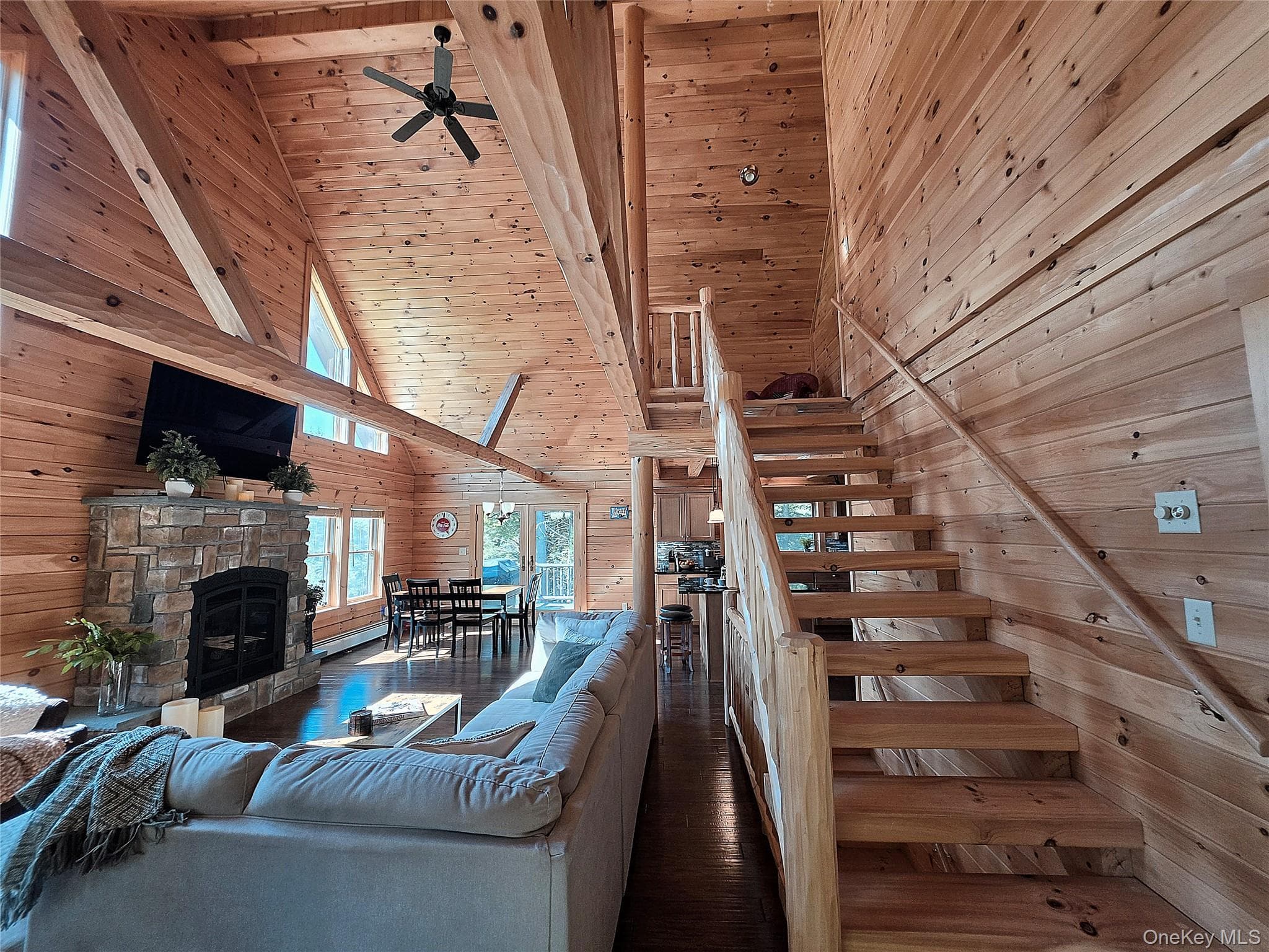 108 Eagles Ridge Way thumbnail 6
