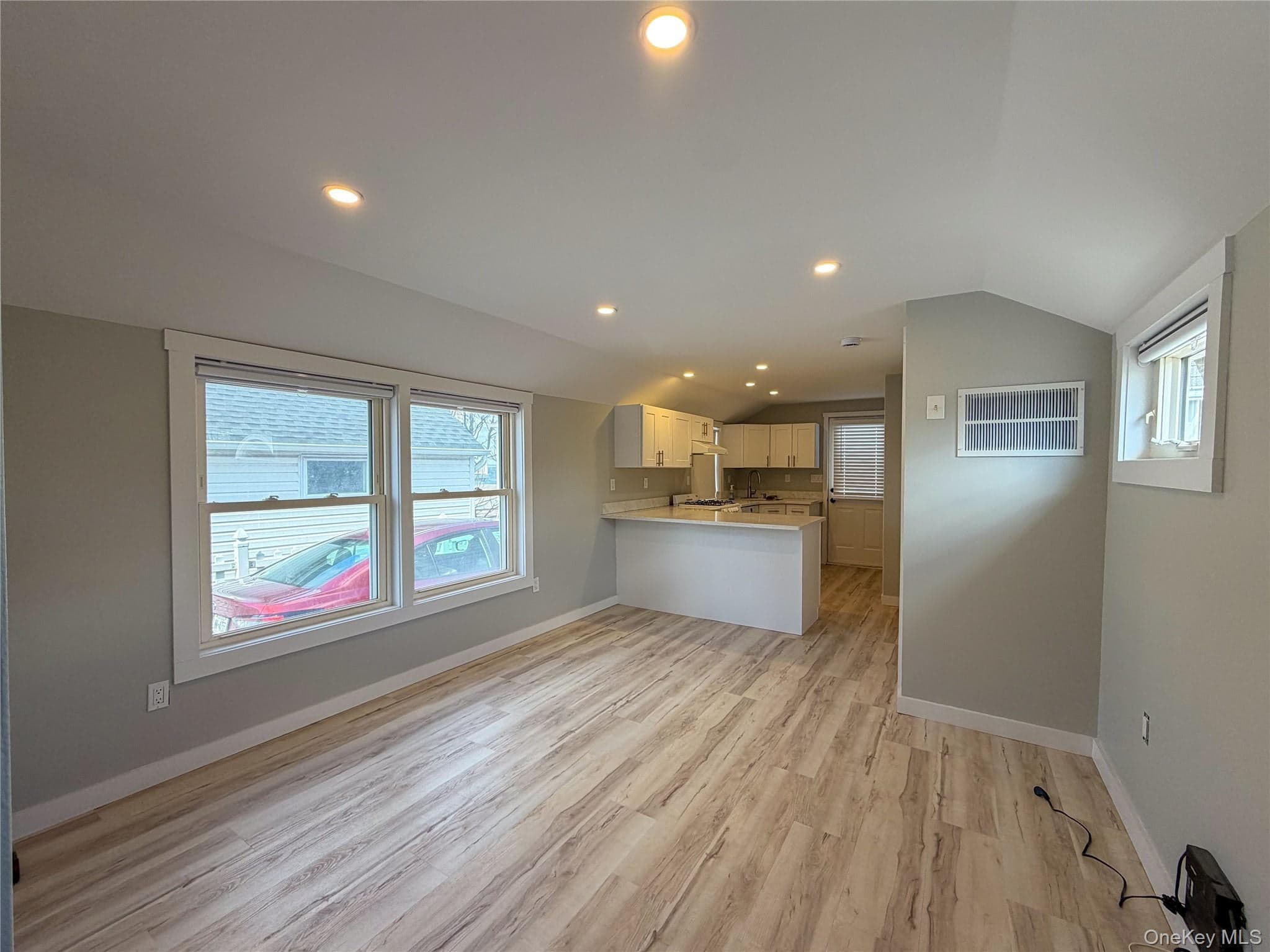 19 Pine Lane thumbnail 35