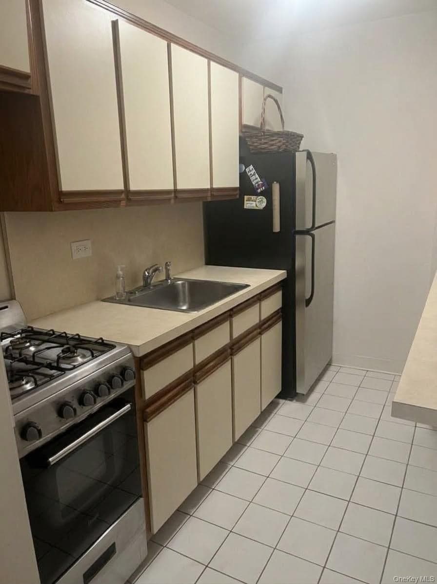 84-20 153rd Avenue Unit: 6F thumbnail 3