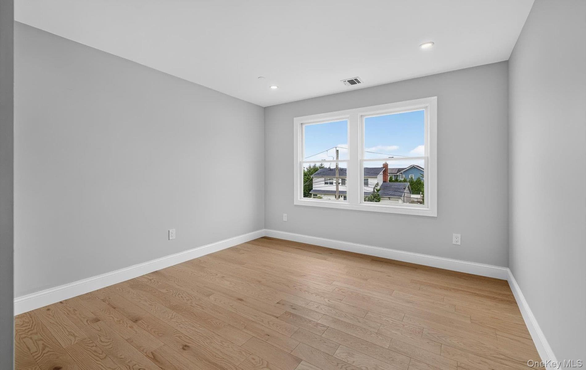 851 W Bay Drive thumbnail 31