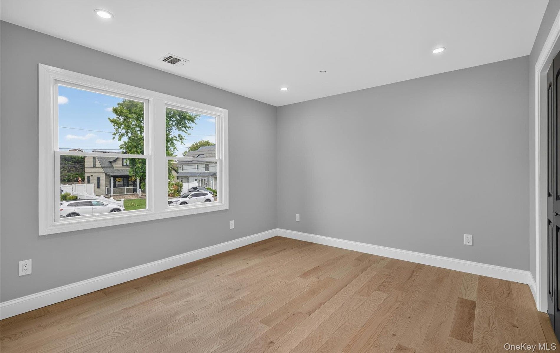 851 W Bay Drive thumbnail 20