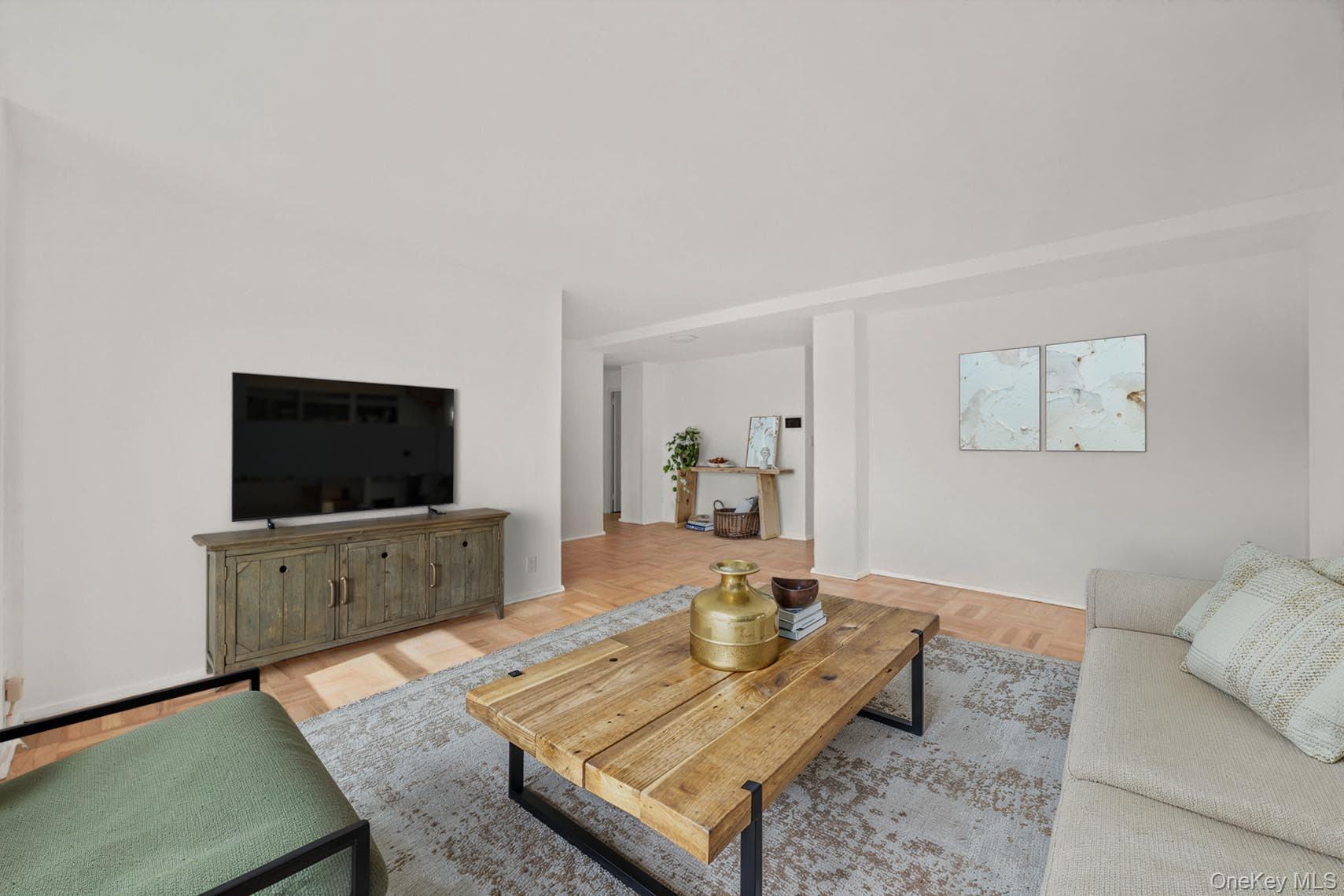 21-41 34th Avenue Unit: 14B thumbnail 3