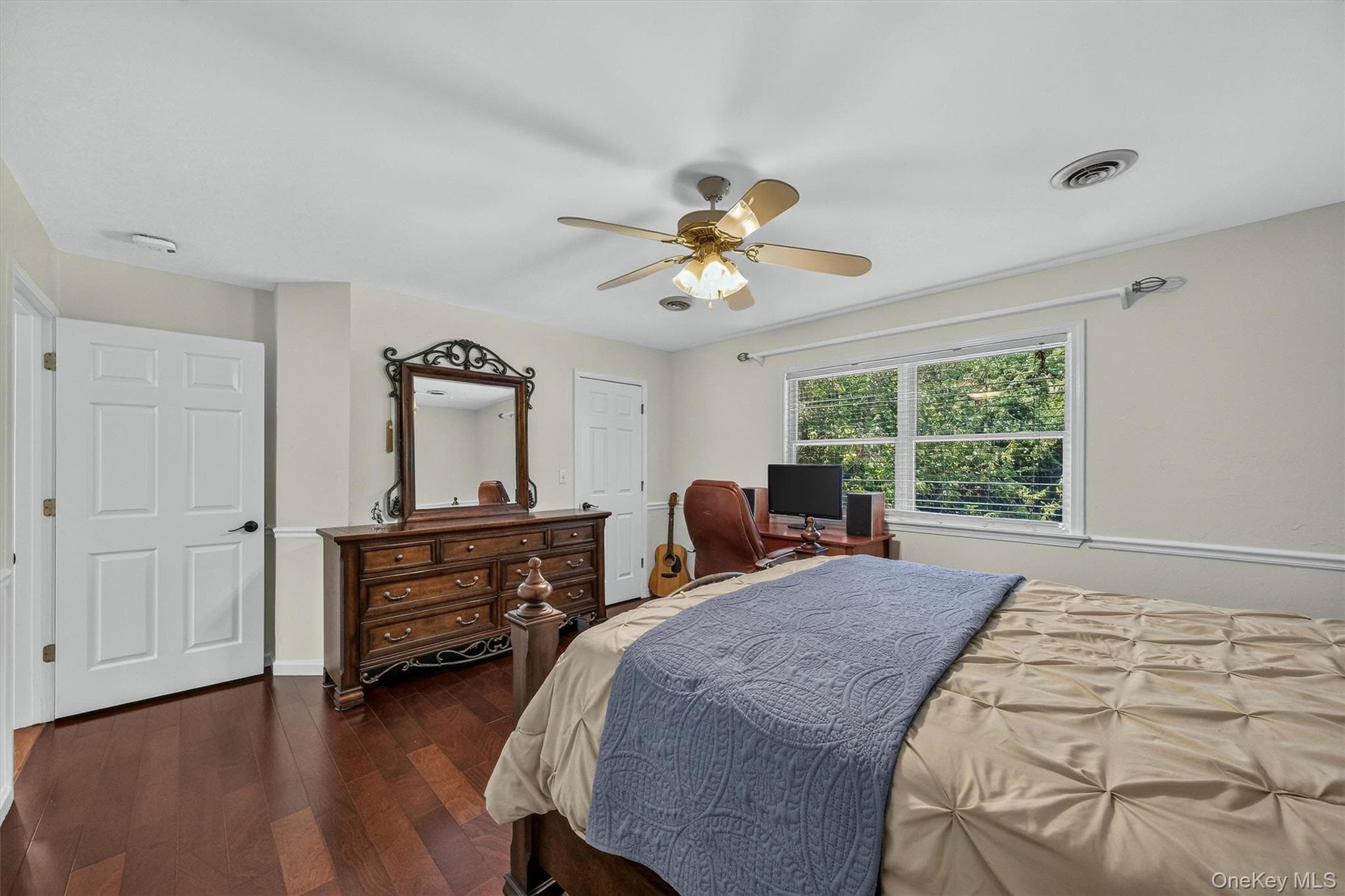 44 Greenwich Avenue thumbnail 30