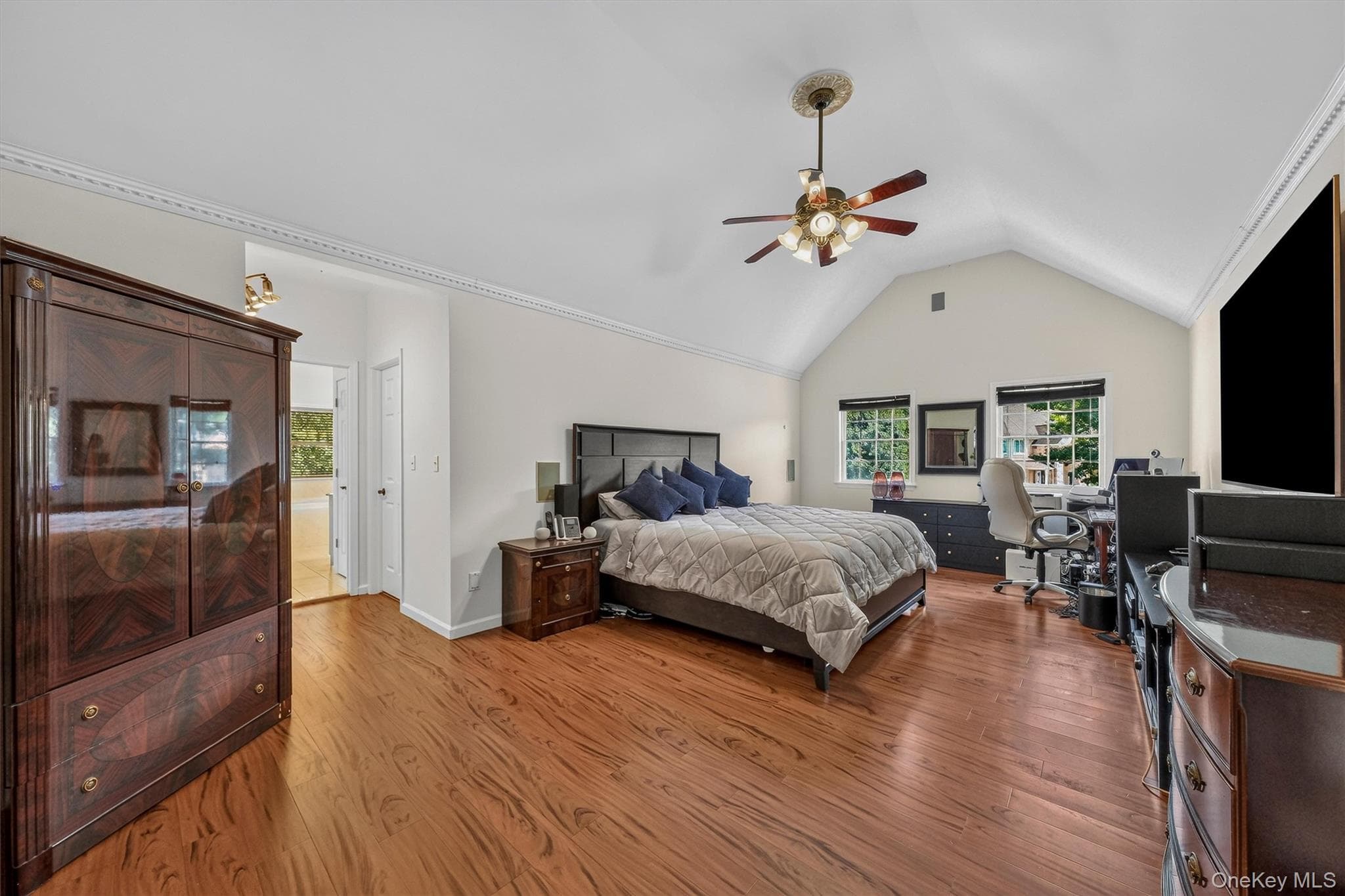44 Greenwich Avenue thumbnail 26