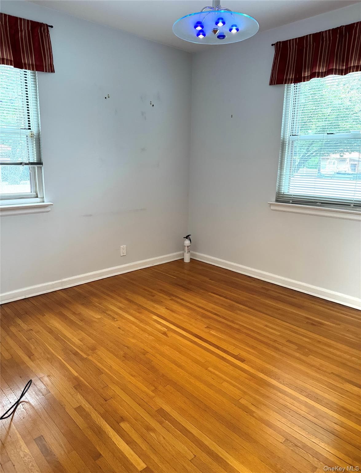 207-20 43rd Ave Ave thumbnail 19