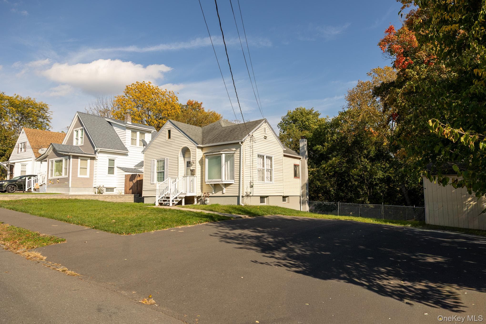 102 Sproat Street thumbnail 4