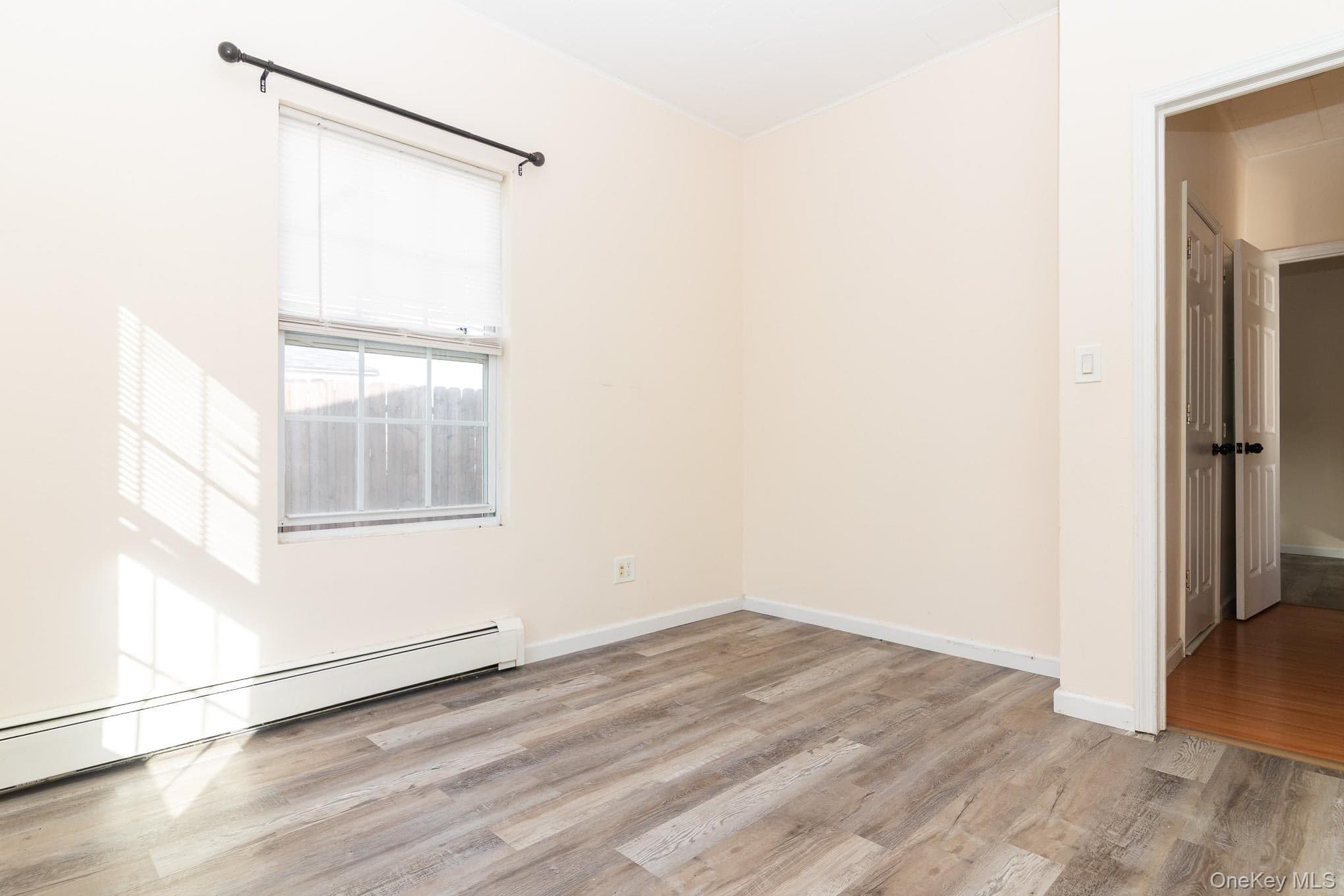 102 Sproat Street thumbnail 33