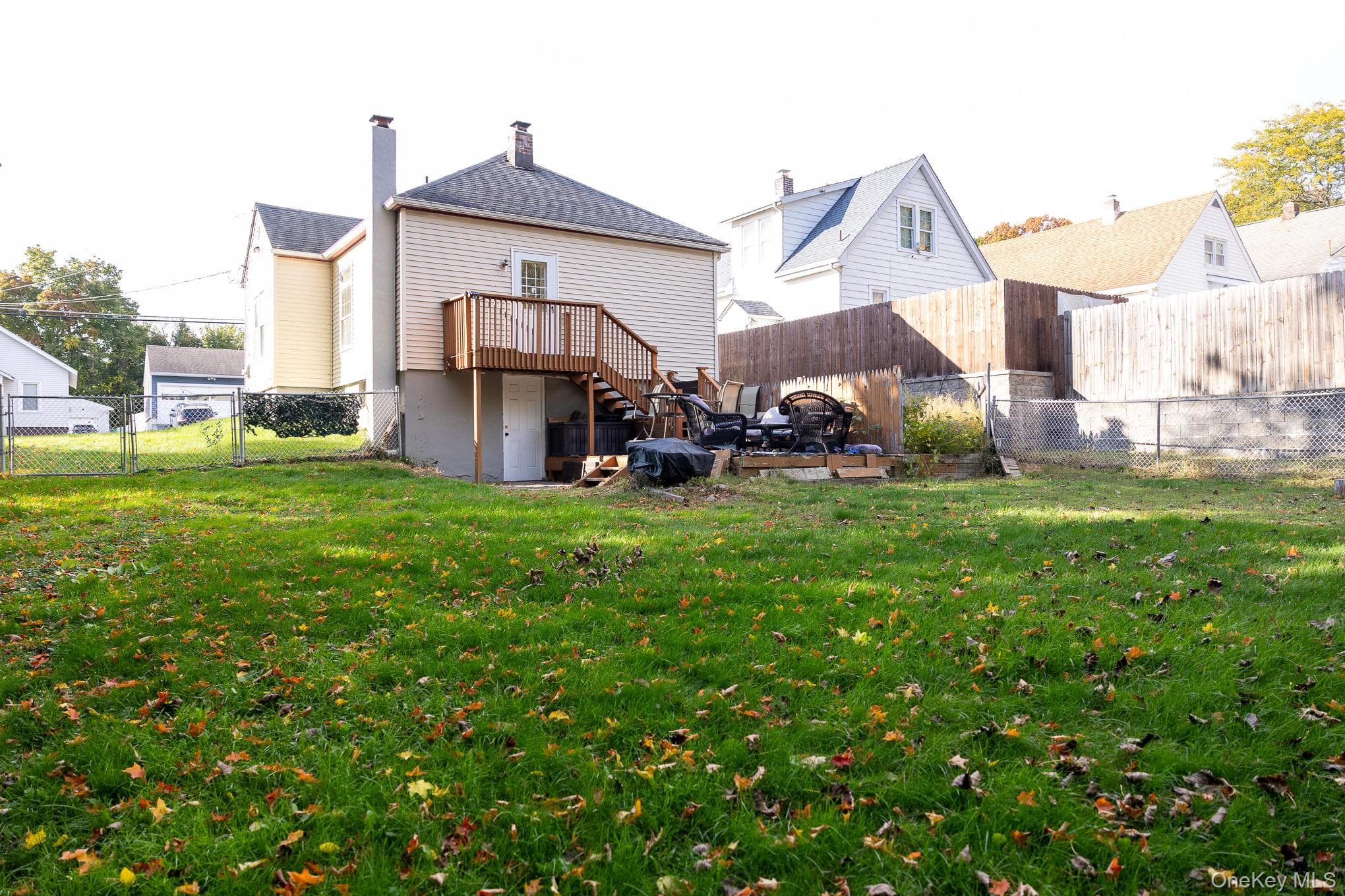 102 Sproat Street thumbnail 36