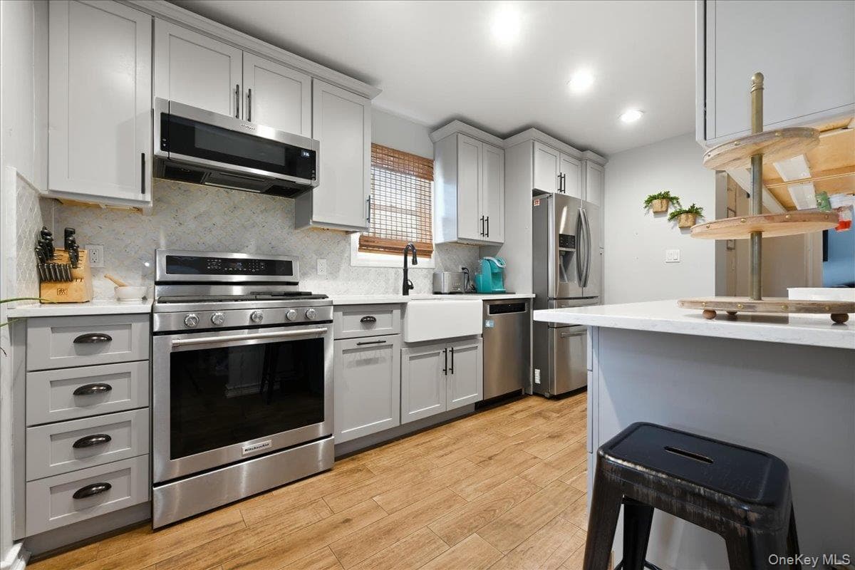 710 Premier Boulevard thumbnail 10