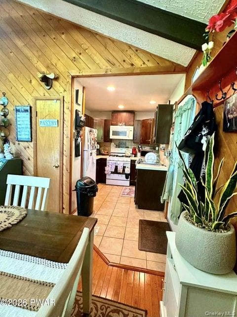 107 Fetlock Drive thumbnail 17