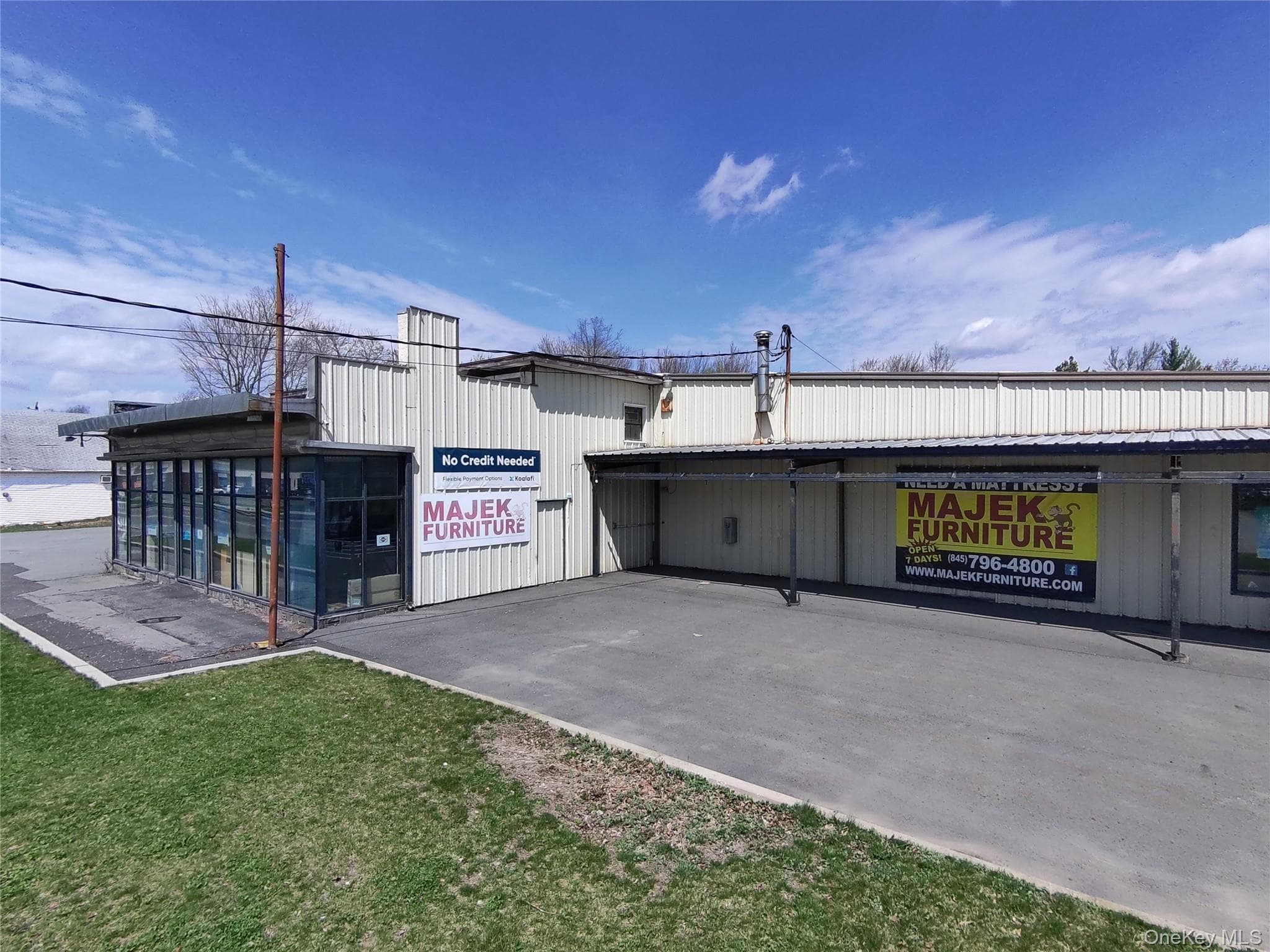 314 E Broadway, Monticello