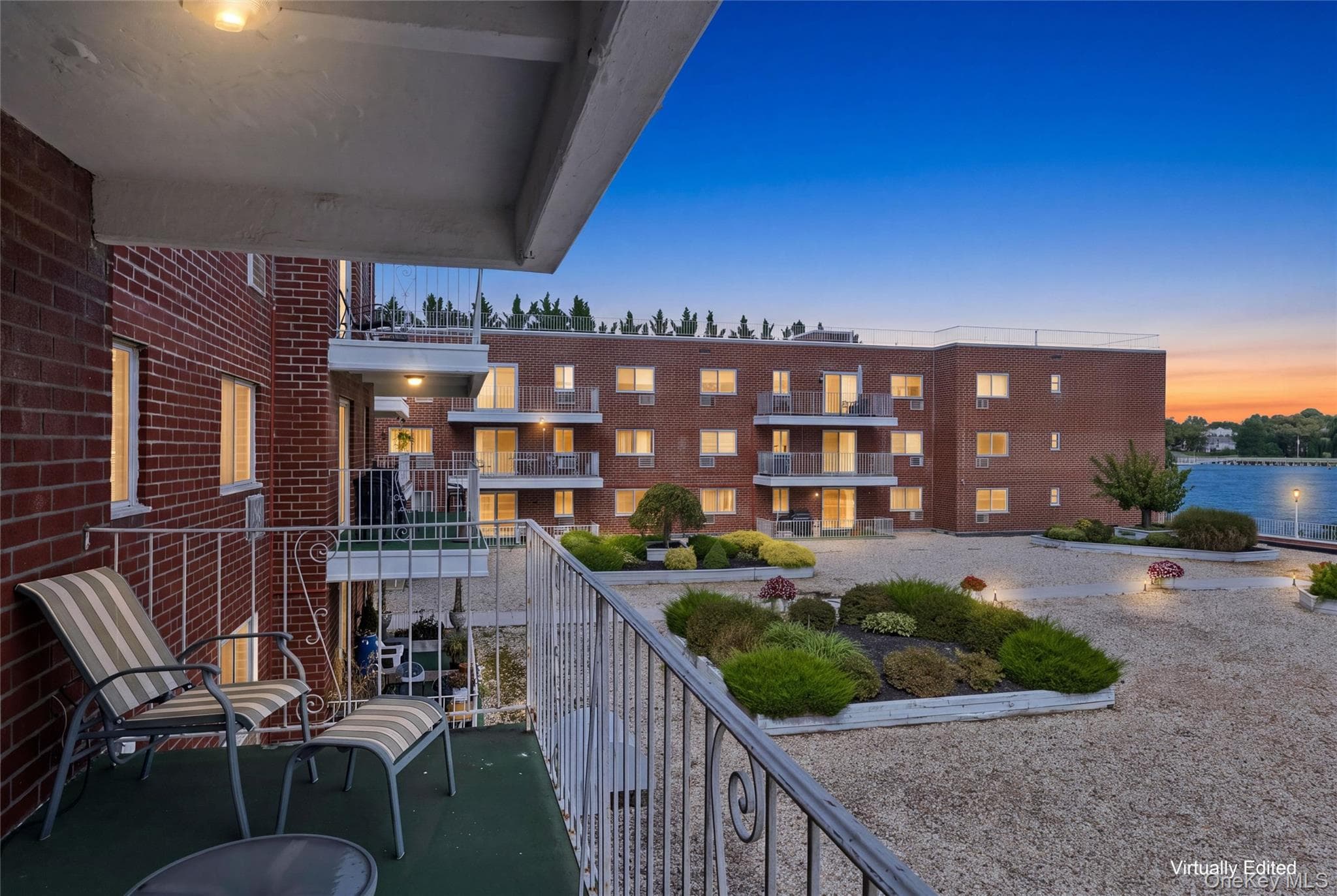 320 East Shore Road RD Unit: 30B thumbnail 13
