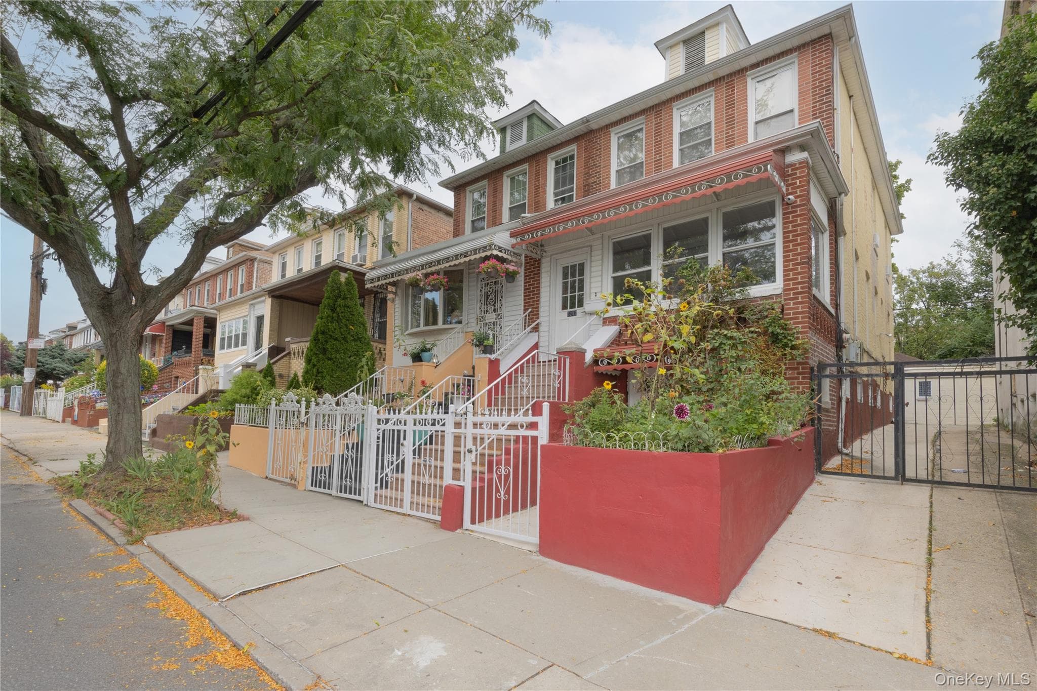 3214 Fenton Avenue thumbnail 3