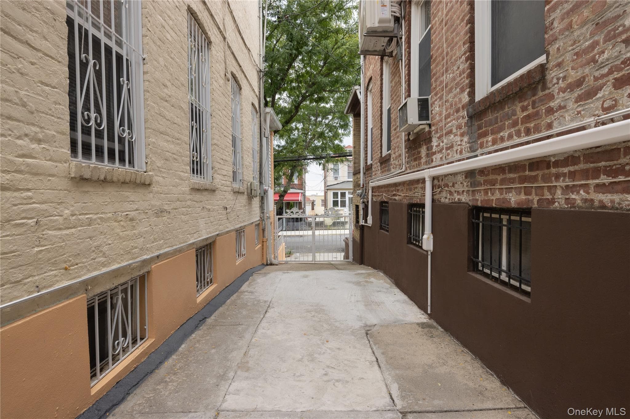 3214 Fenton Avenue thumbnail 10