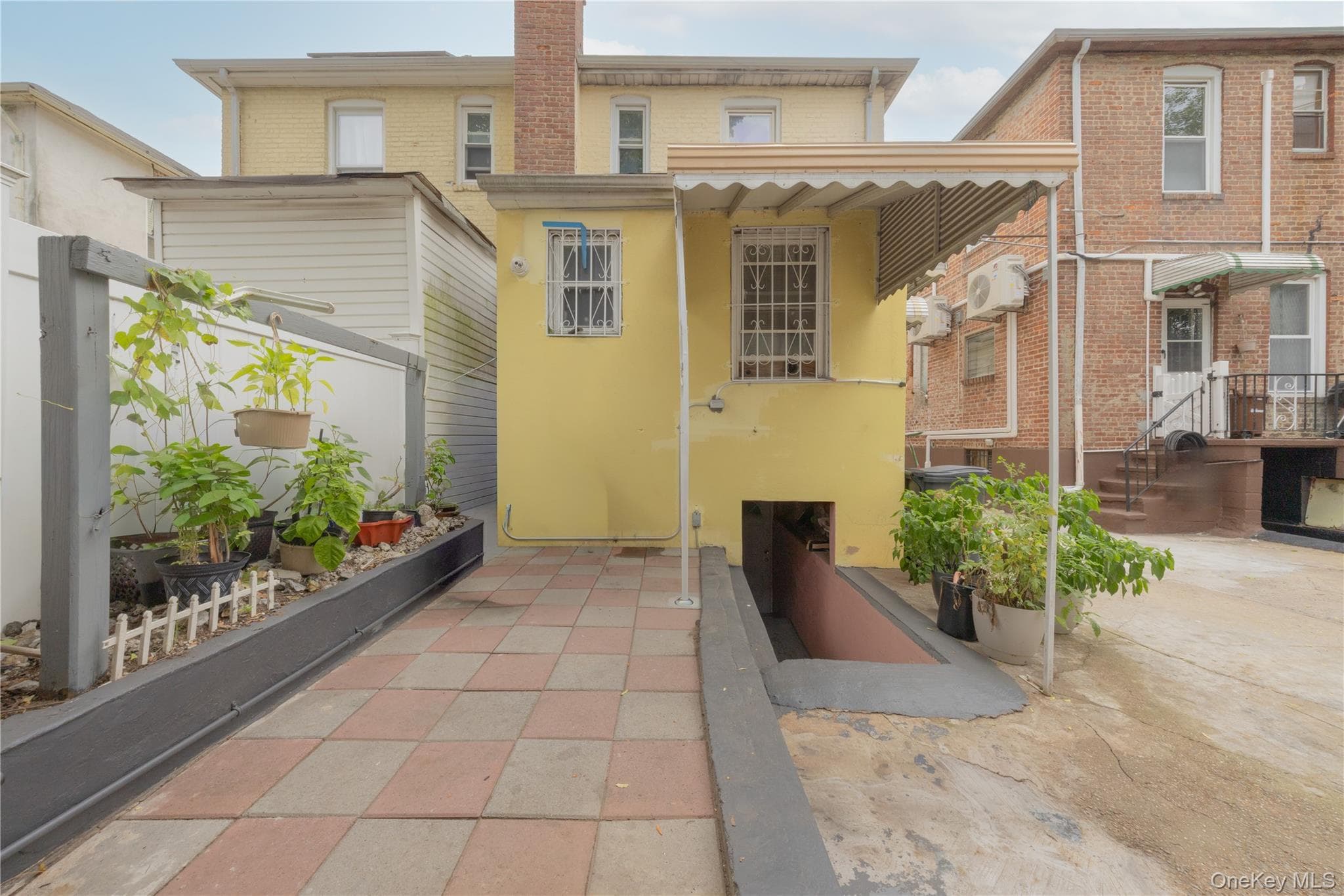 3214 Fenton Avenue thumbnail 8