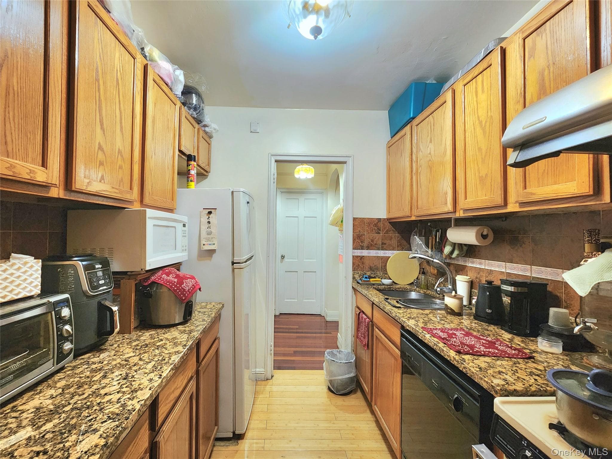 143-07 Sanford Avenue Unit: 1K thumbnail 16