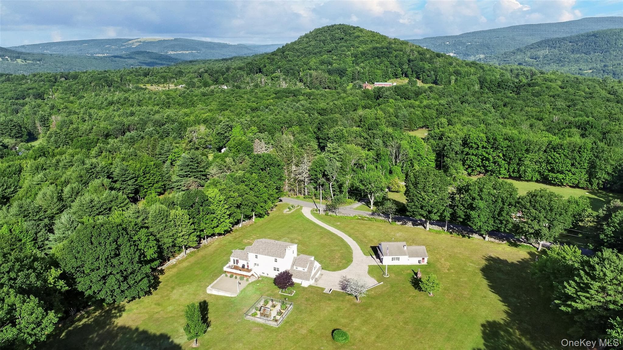 156 Lackawack Hill Road thumbnail 11