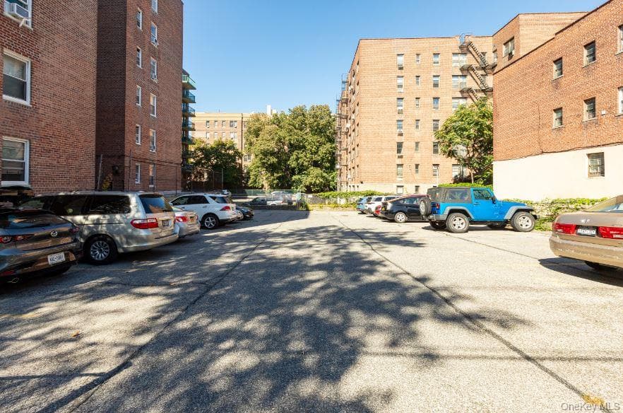 3215 Arlington Avenue Unit: 2A thumbnail 11