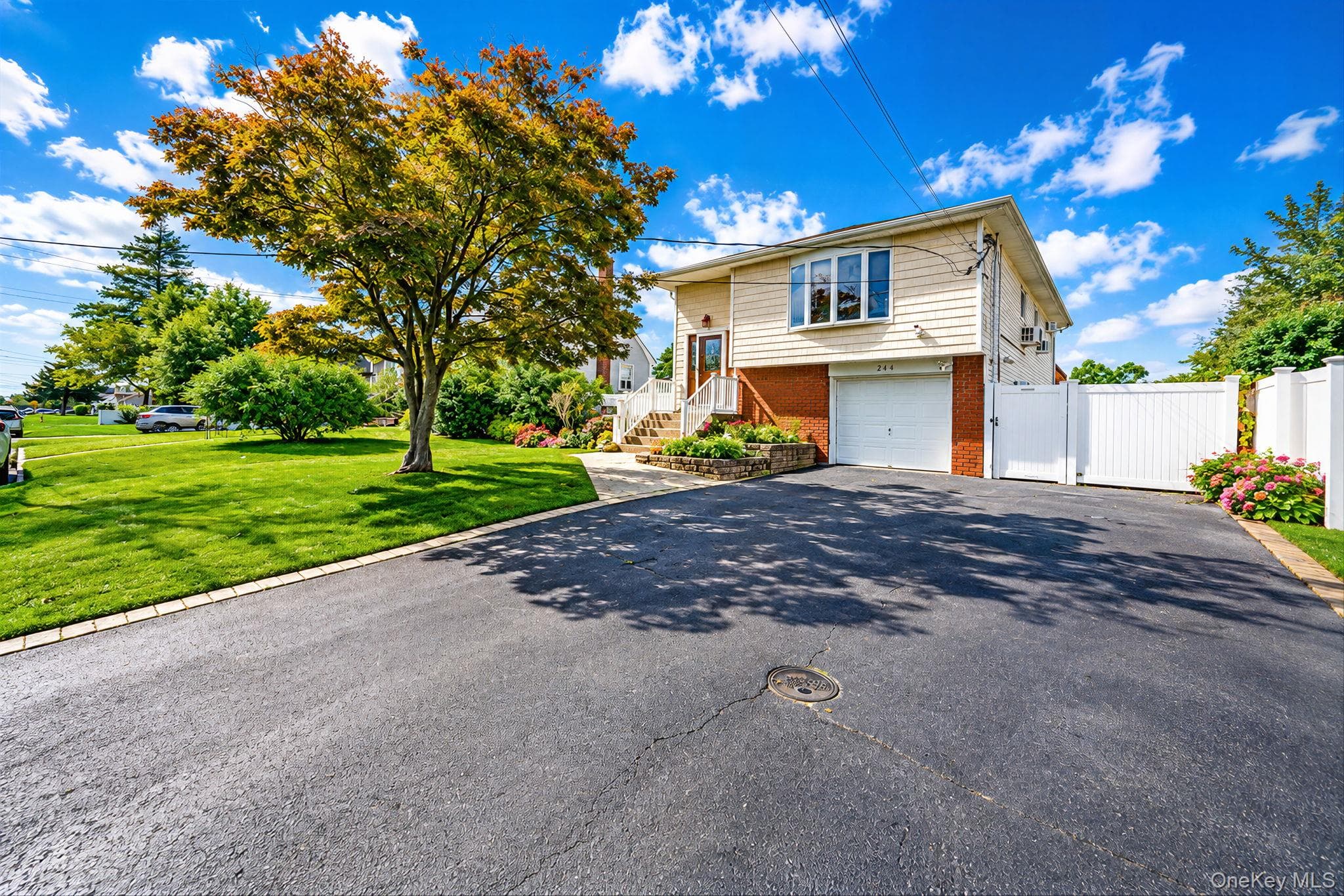 244 Baylawn Avenue thumbnail 3