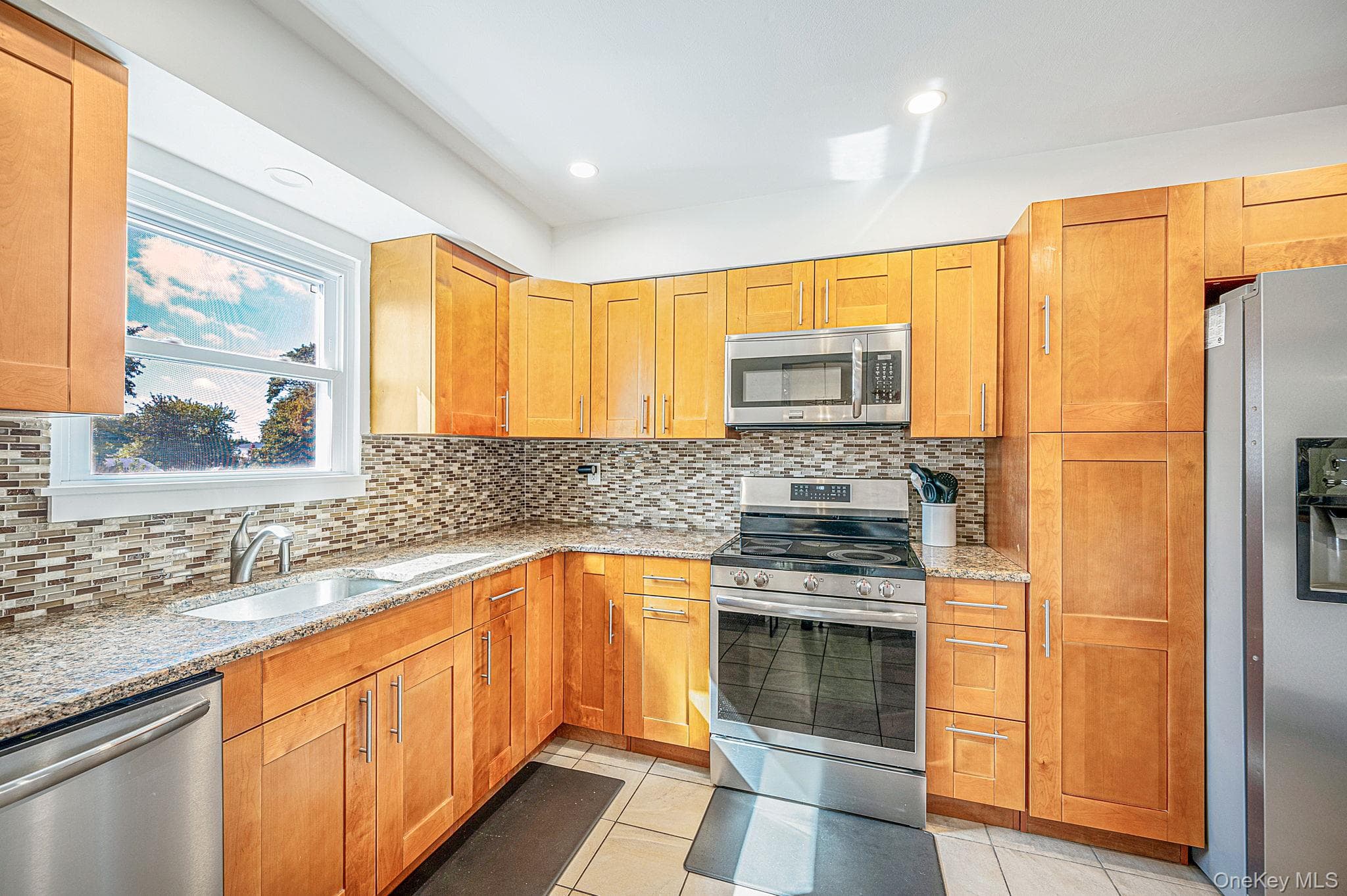 244 Baylawn Avenue thumbnail 18