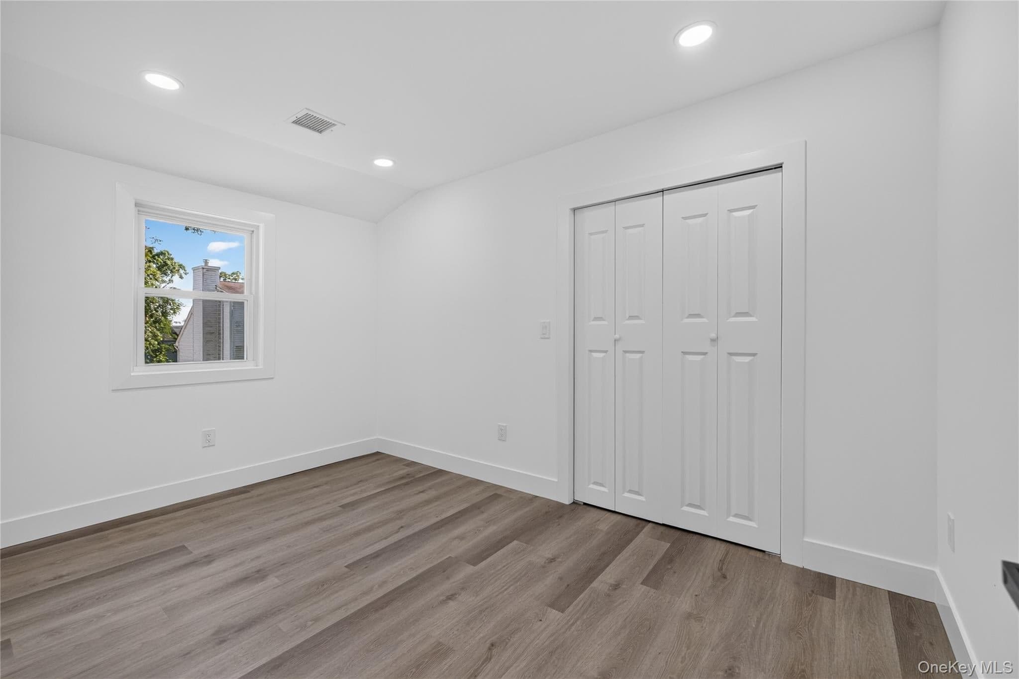10 Harrison Drive thumbnail 22