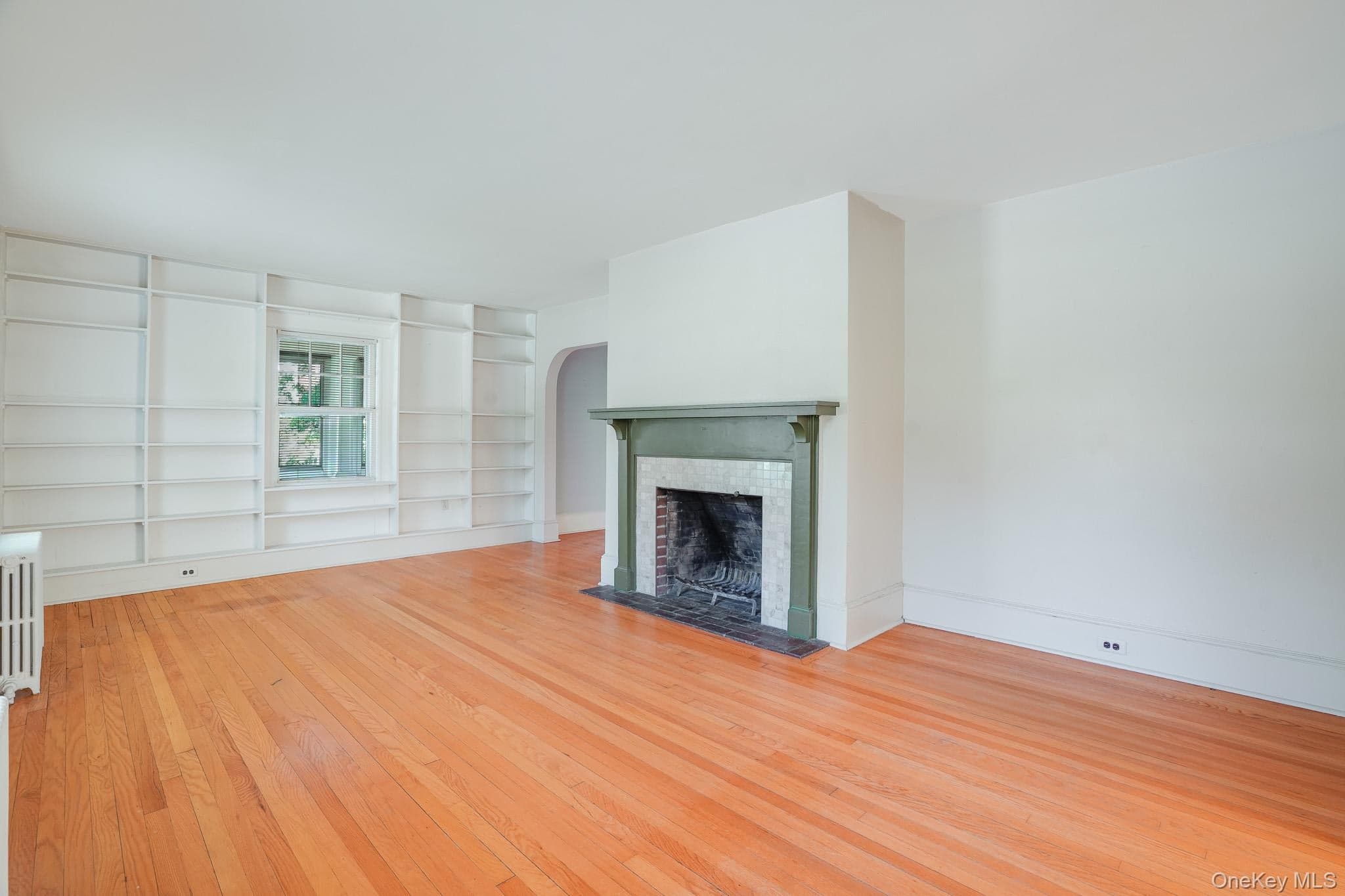 170 Hooker Avenue thumbnail 5