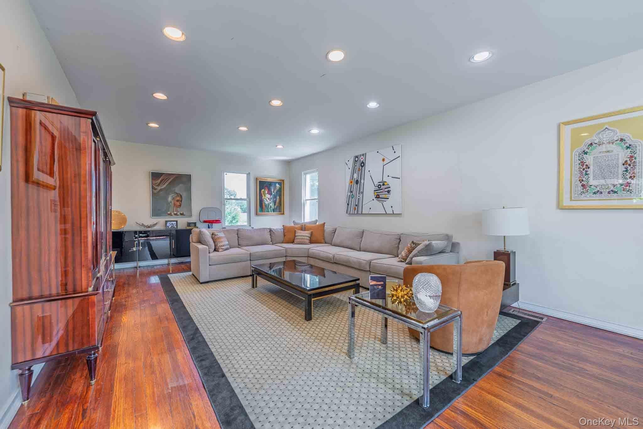 112 Harrison Street thumbnail 8