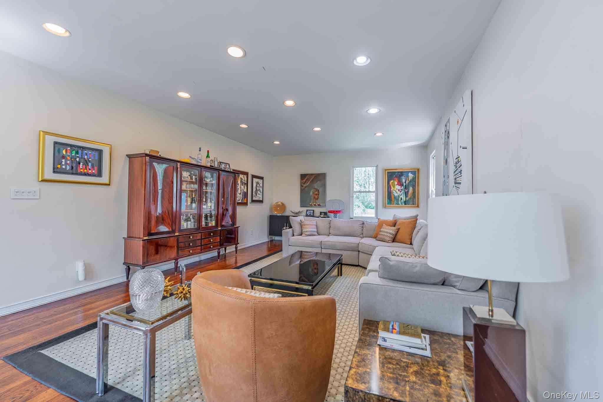 112 Harrison Street thumbnail 9