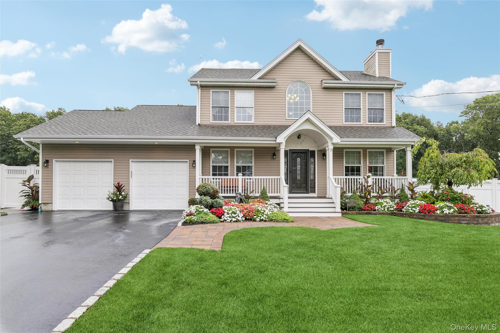 406 Carnation Drive thumbnail 3