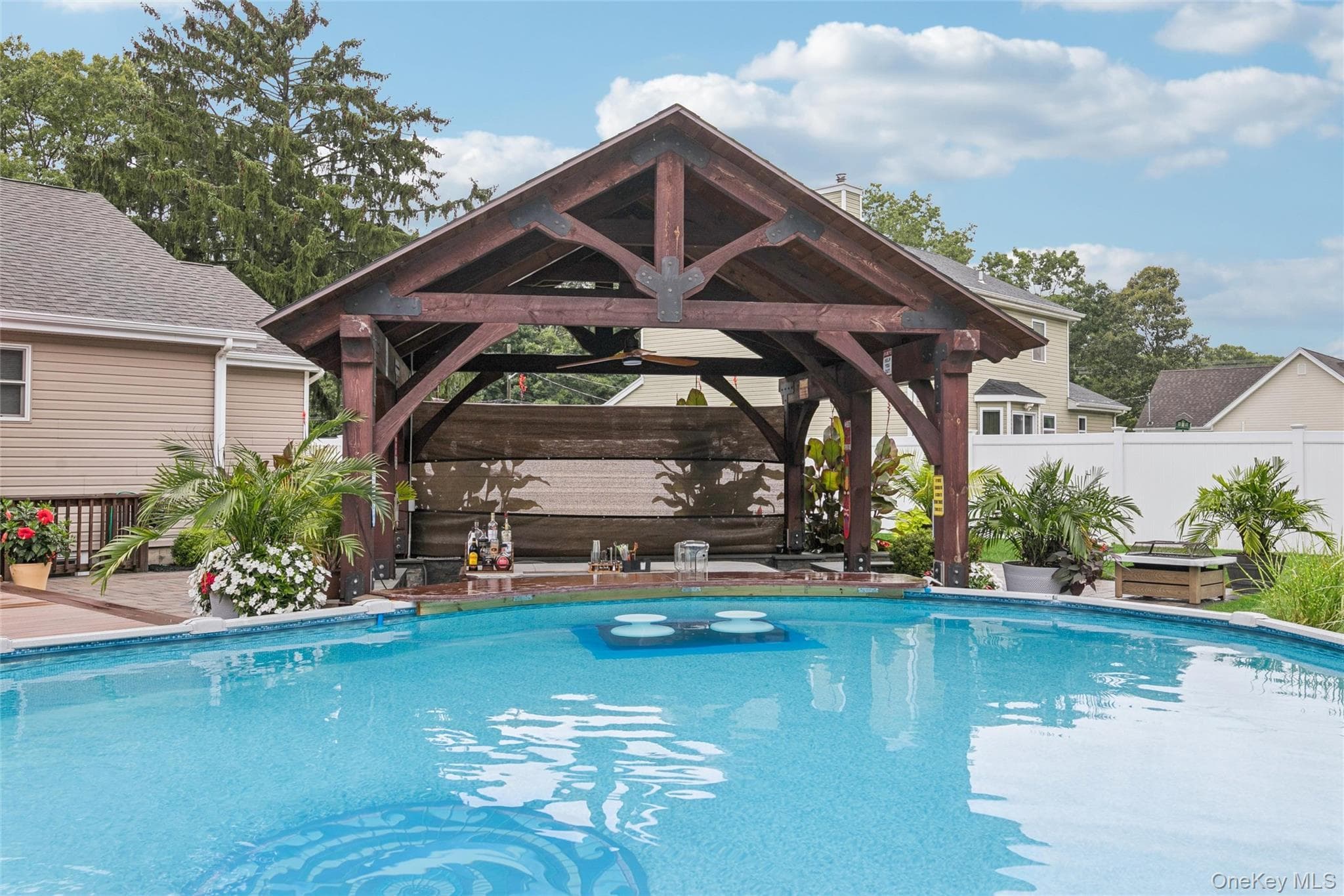 406 Carnation Drive thumbnail 31
