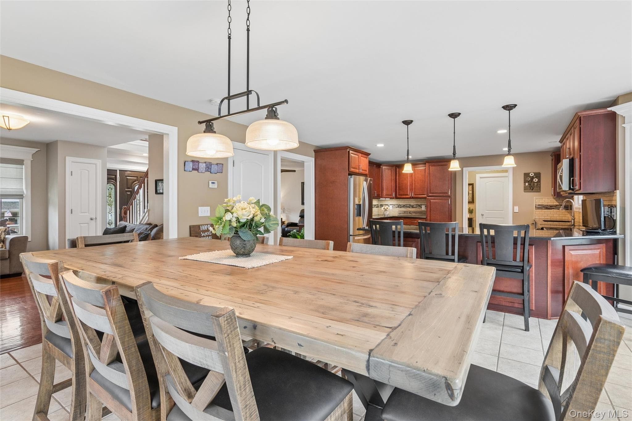 406 Carnation Drive thumbnail 14