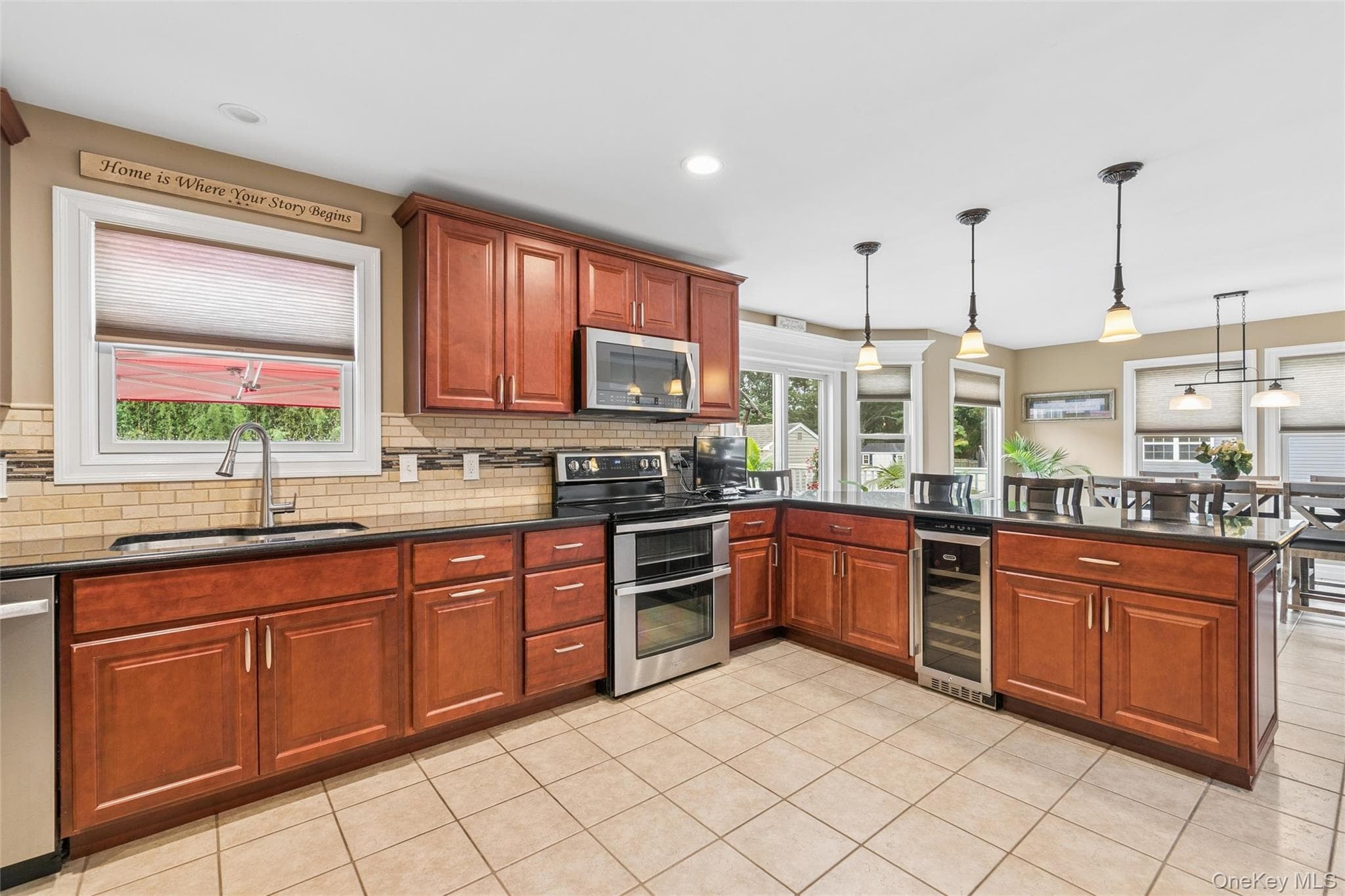 406 Carnation Drive thumbnail 11