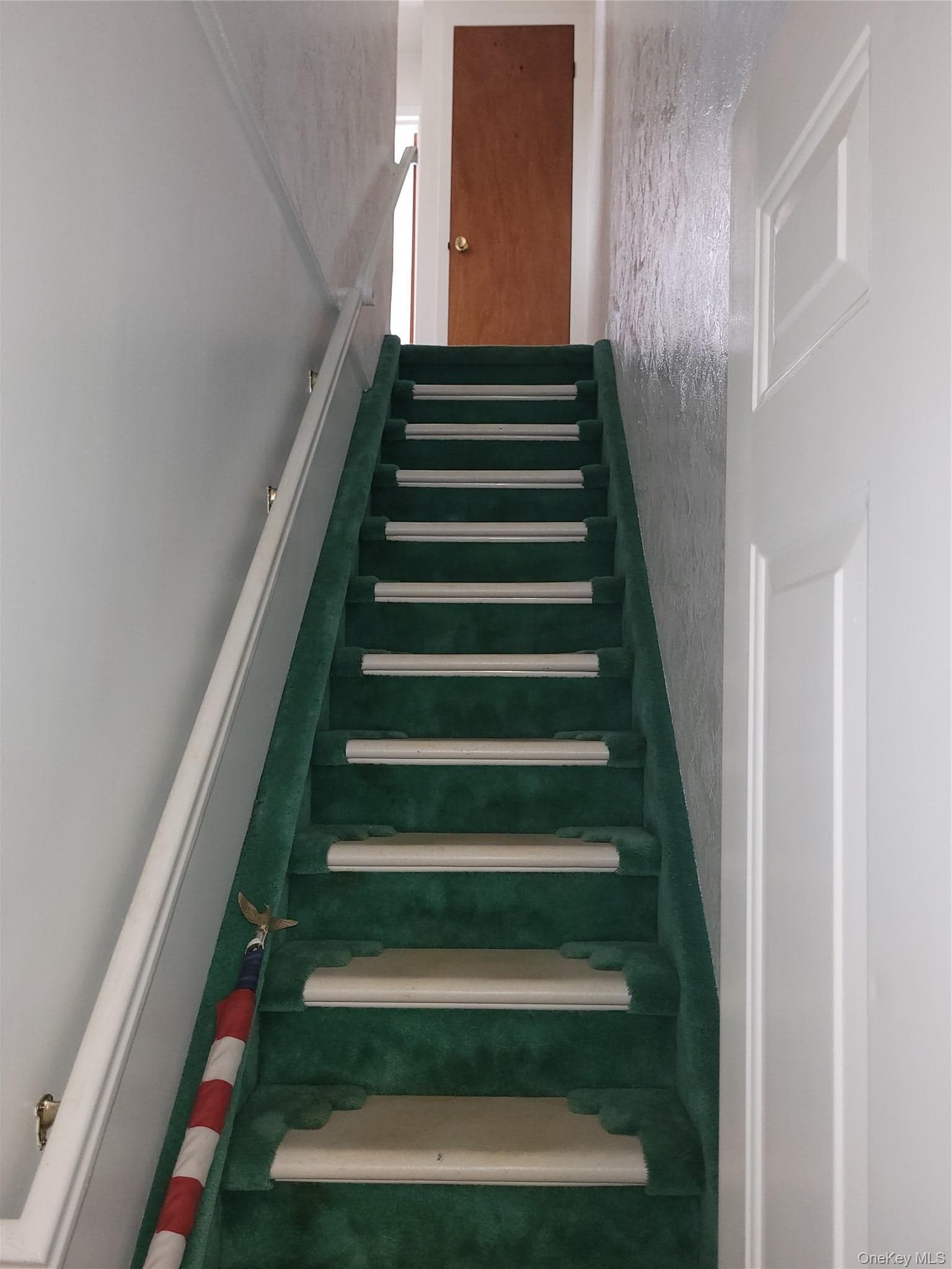 2205 E 15th Street thumbnail 14