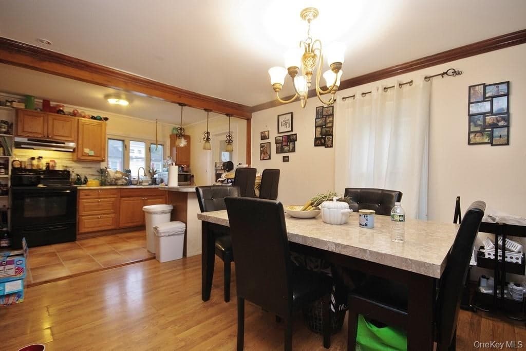 6-8 Forest Avenue thumbnail 15