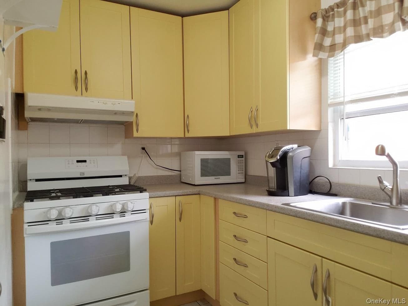330 S Broadway Unit: D9 thumbnail 3
