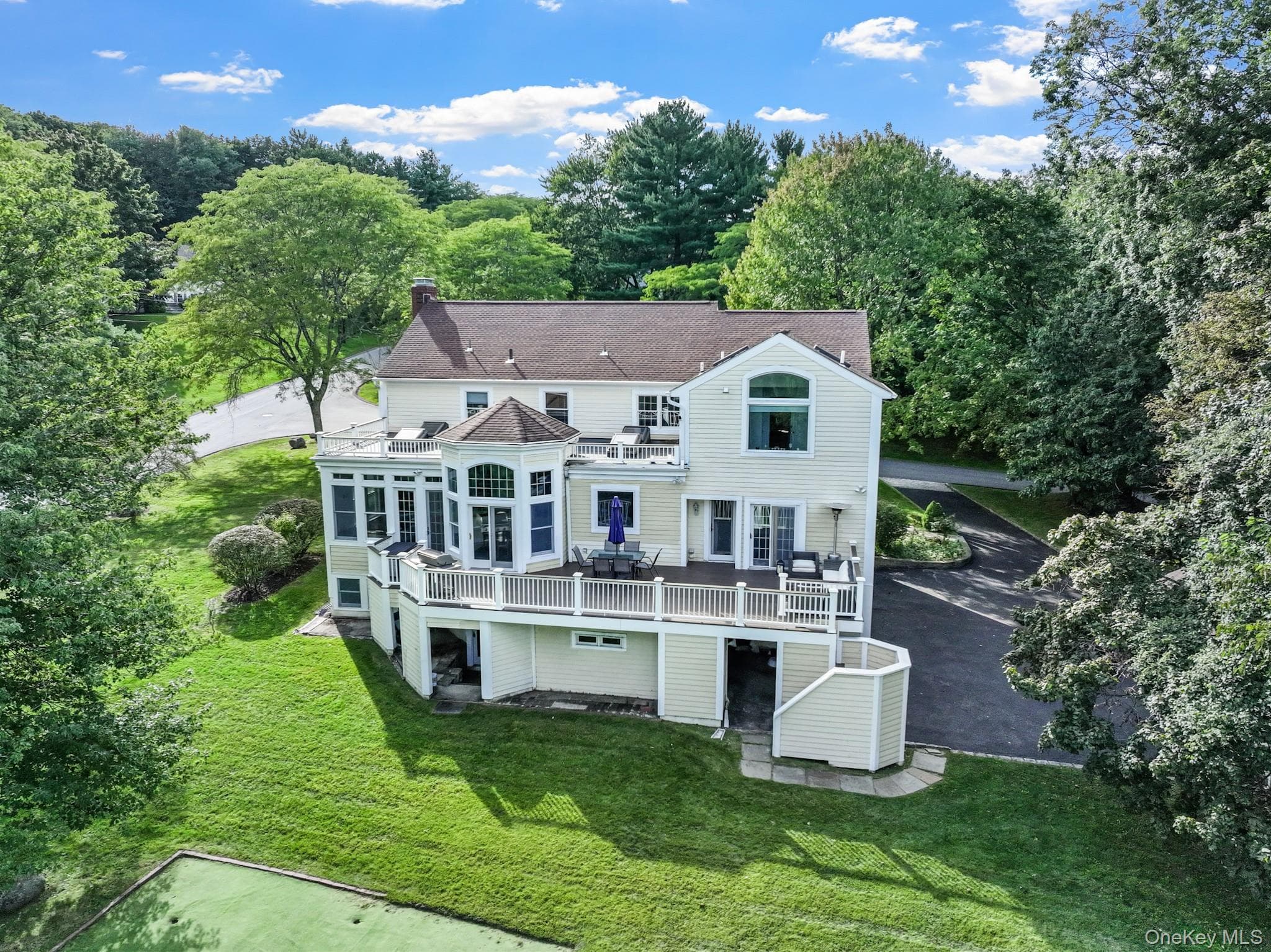 107 Hickory Road thumbnail 35