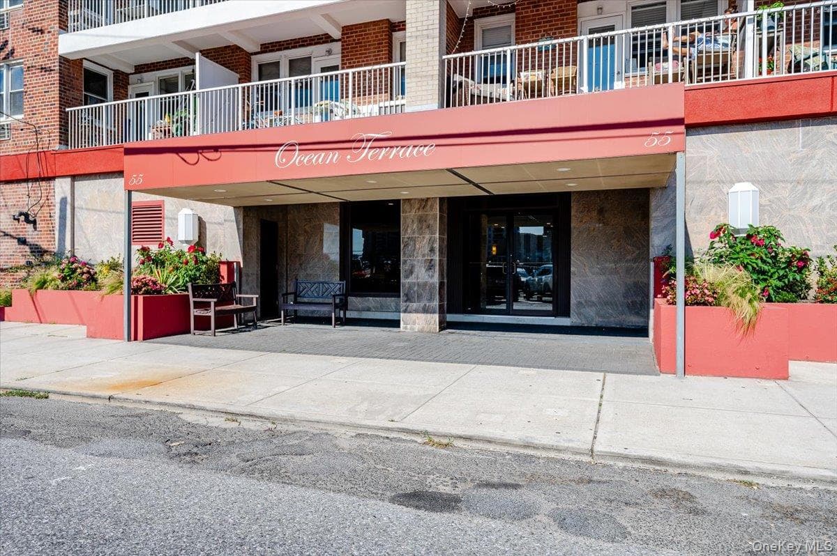 55 Monroe Boulevard Unit: 3P thumbnail 2