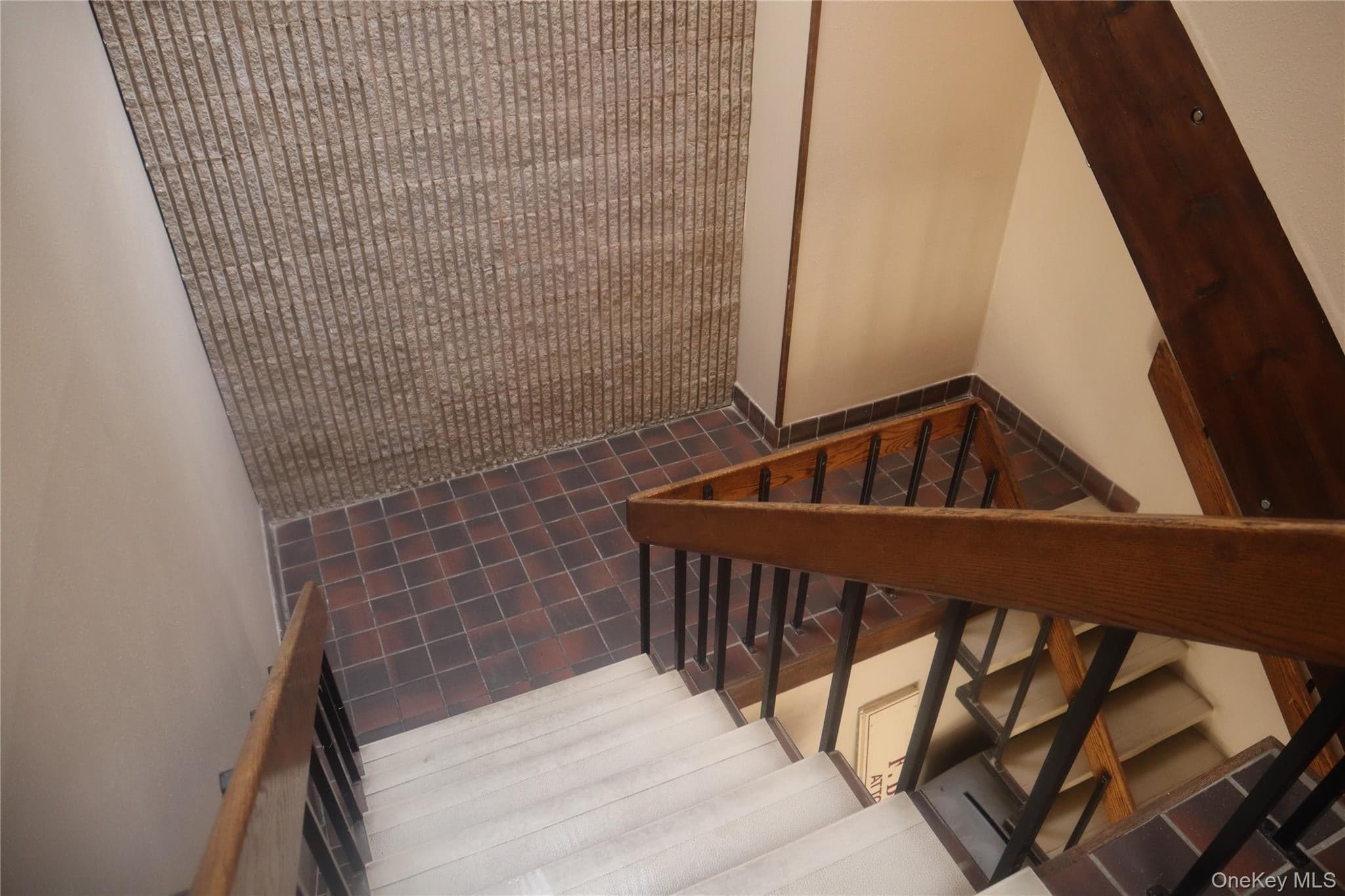 156-158 Orange Avenue thumbnail 13