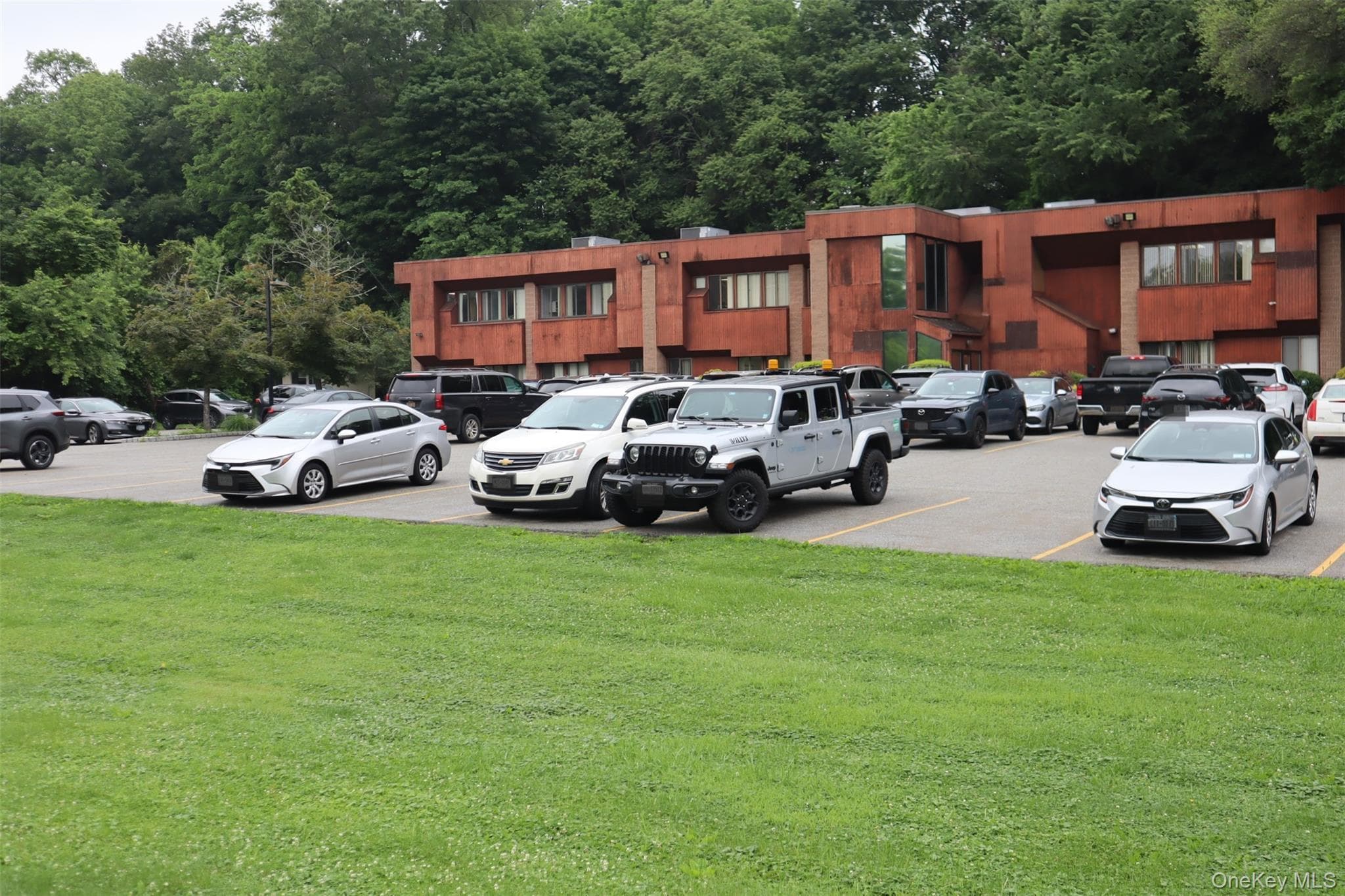 156-158 Orange Avenue thumbnail 11