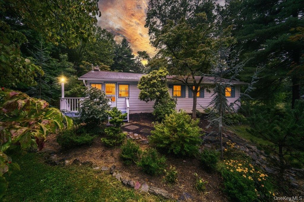 29 Brothers Road, Wappingers Falls