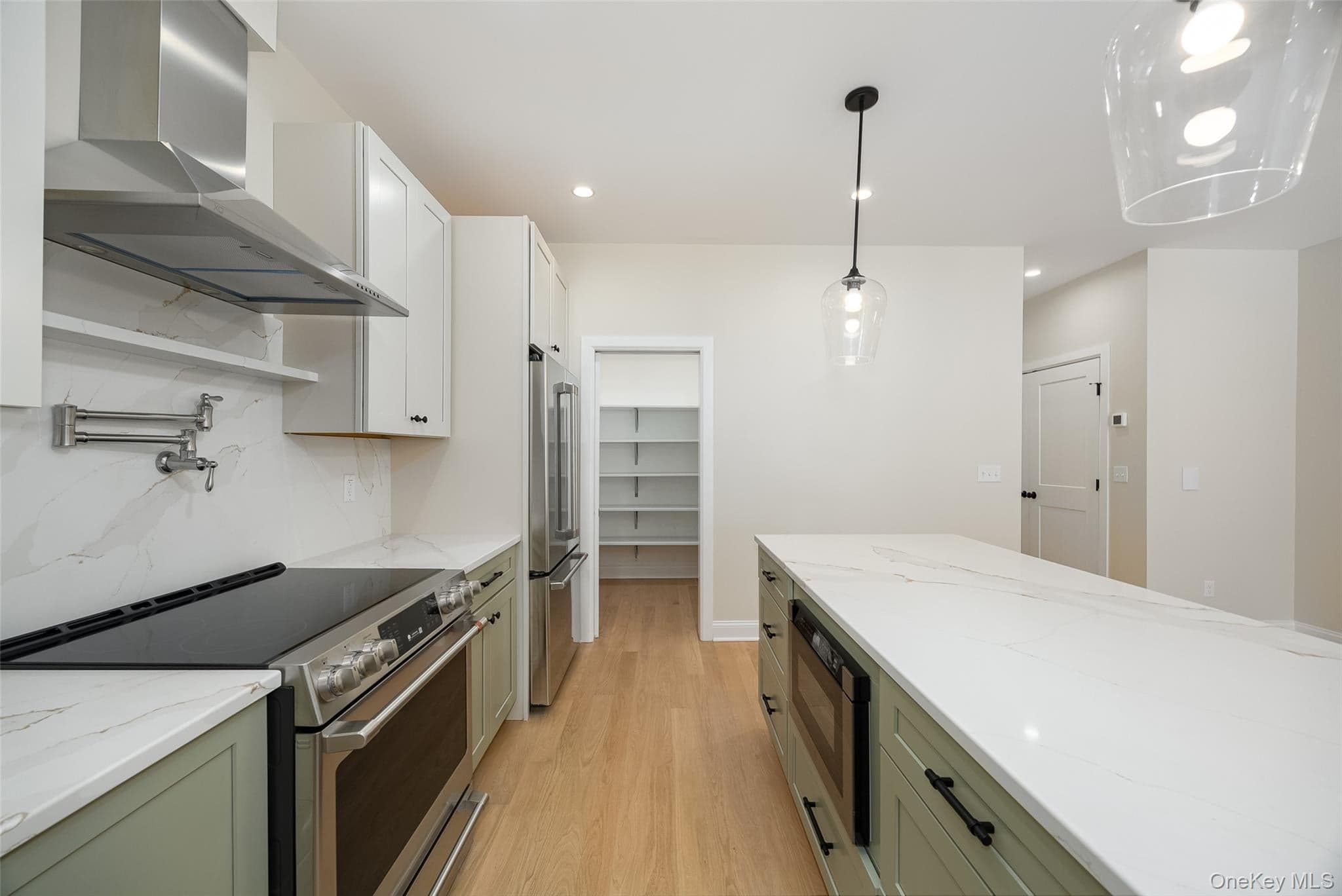15 Henry Street Unit: 2 thumbnail 8