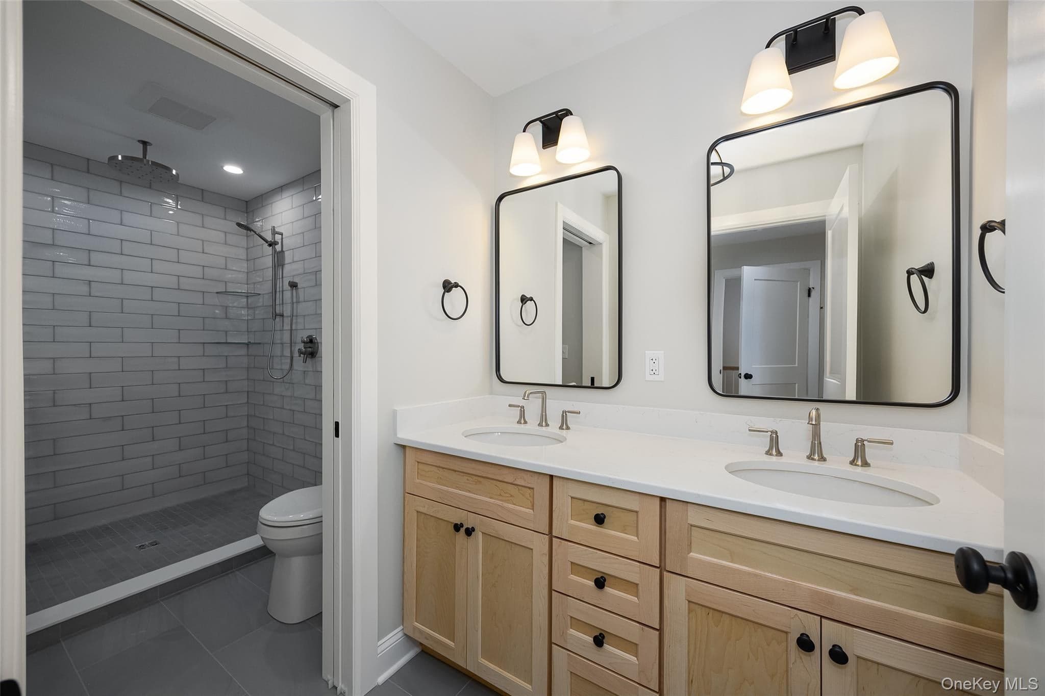 15 Henry Street Unit: 2 thumbnail 15