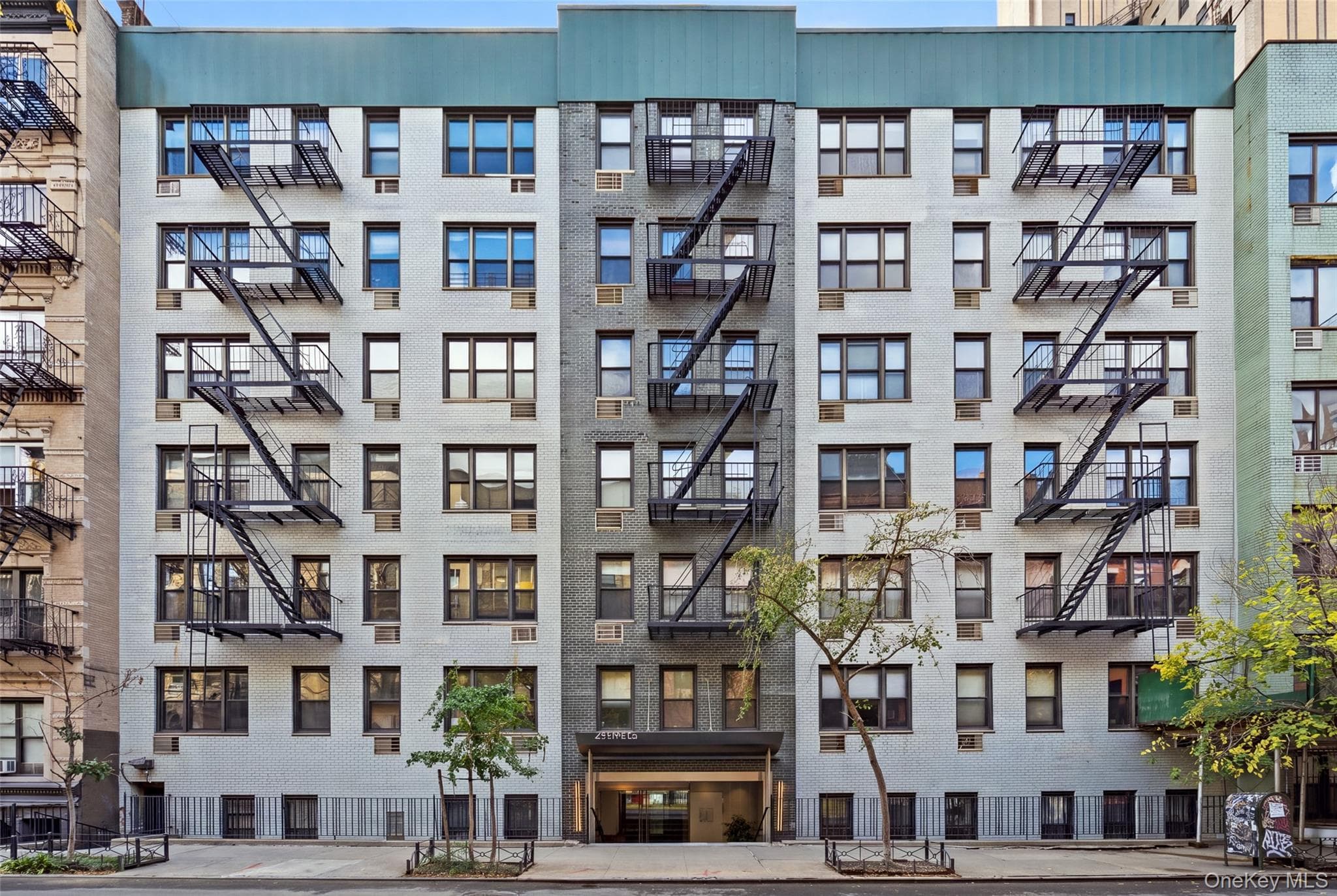 250 W 15th Street Unit: 6G thumbnail 19