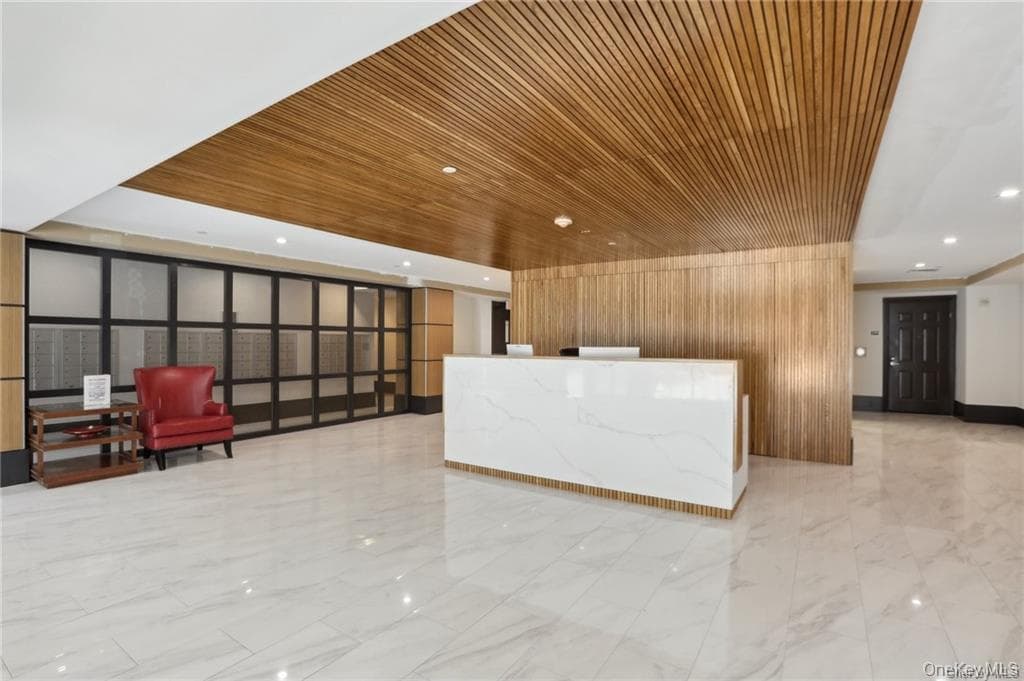 300 Mamaroneck Avenue Unit: 201 thumbnail 2